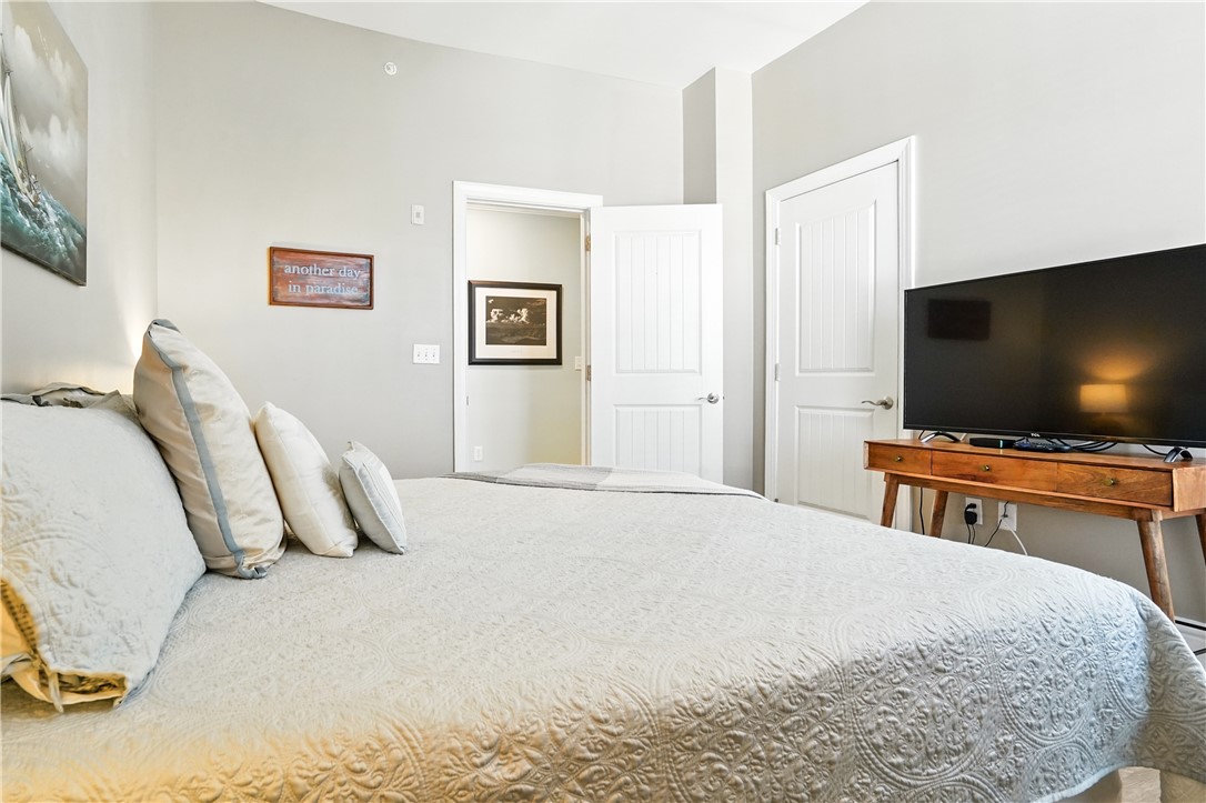 20 Waterfront Drive 121 Property Photo 23