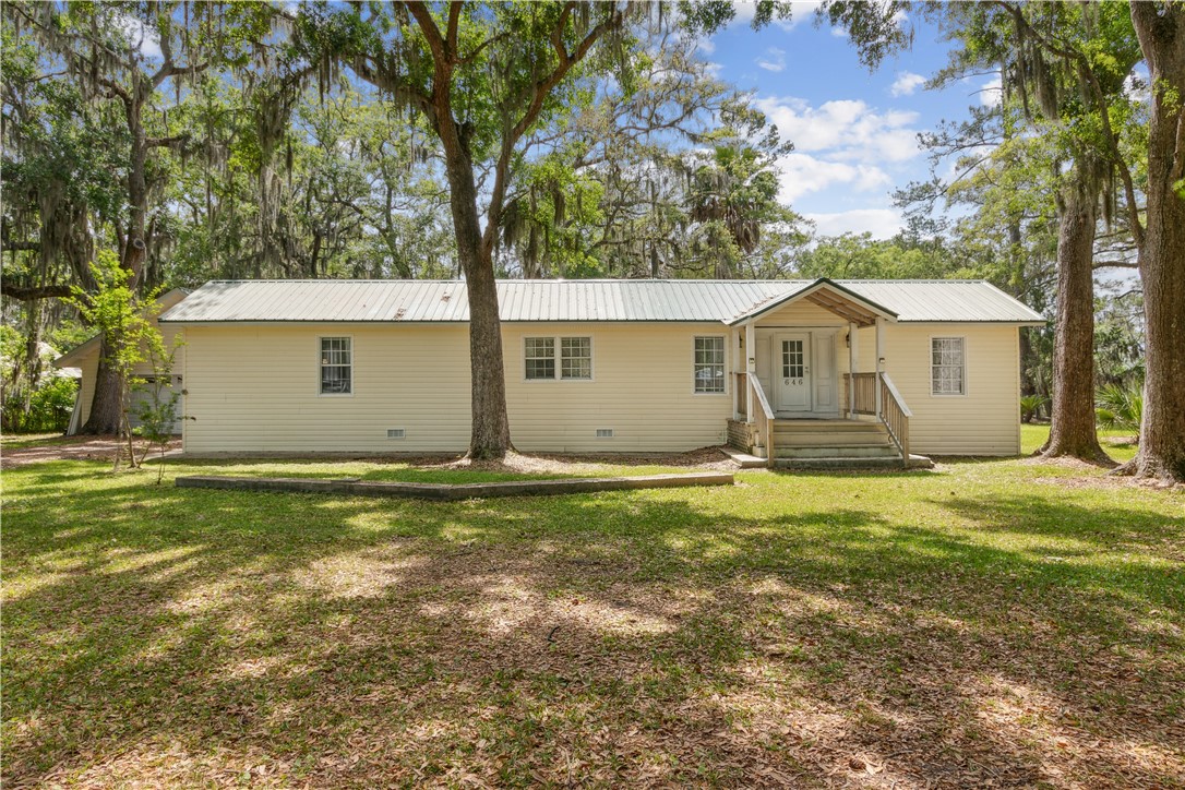 646 Pelican Circle Property Photo 1