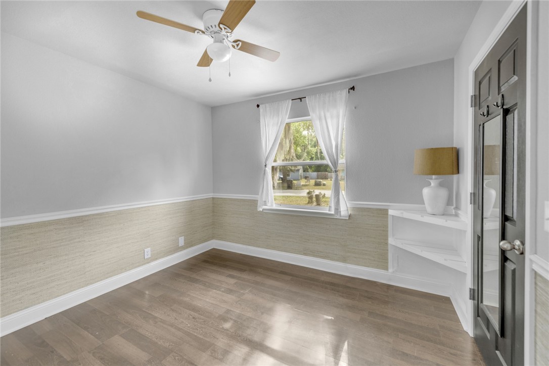 300 Pinedale Drive Property Photo 18