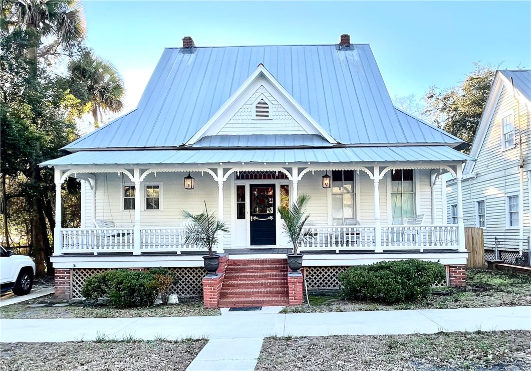 1915 Union Street Property Photo 1