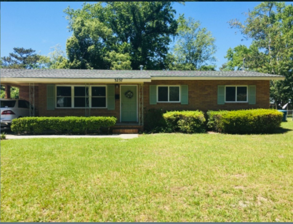 3237 Willow Ave Property Photo 1