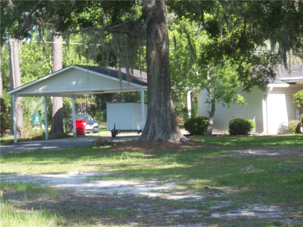 6498 Central Ave Property Photo 12