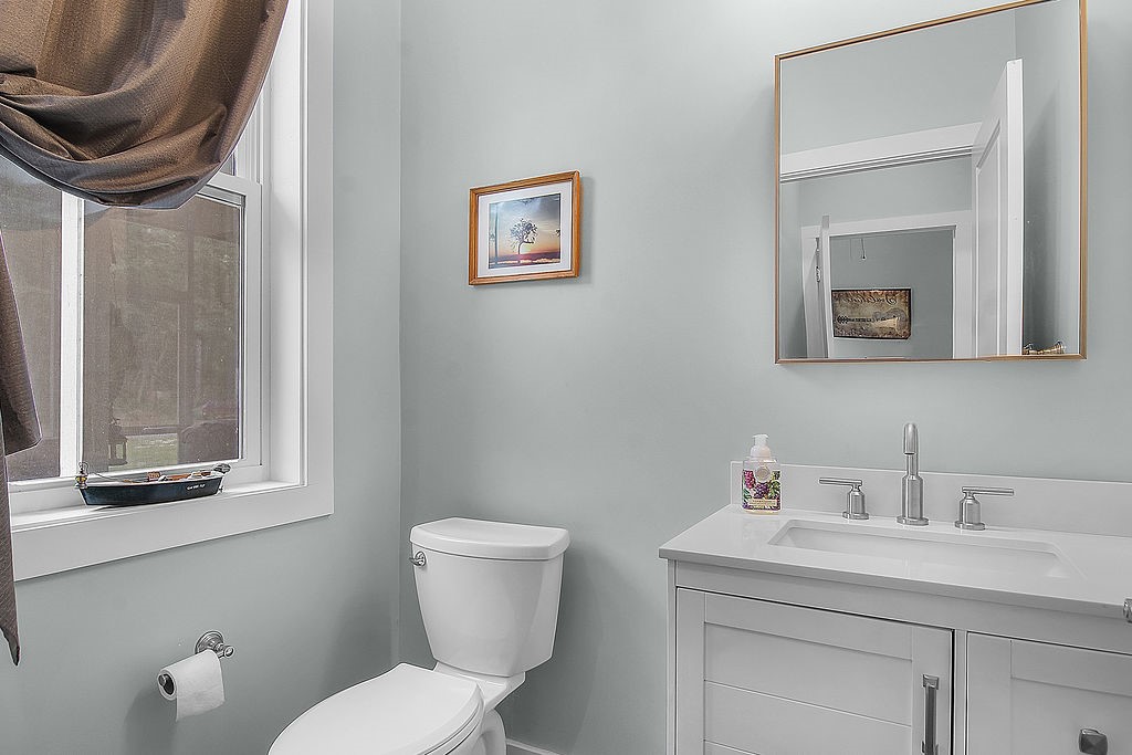 1269 Sea Way Property Photo 24