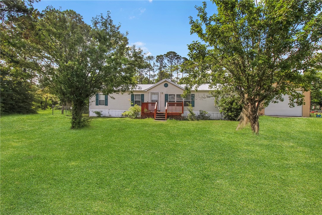 1092 Ne Polson Circle Property Photo 3