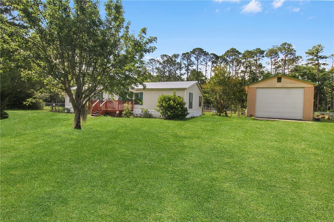 1092 Ne Polson Circle Property Photo 4