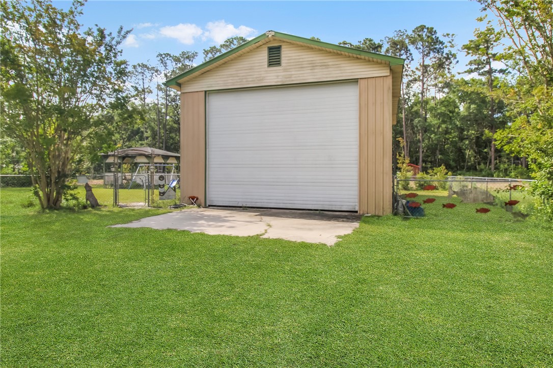 1092 Ne Polson Circle Property Photo 7