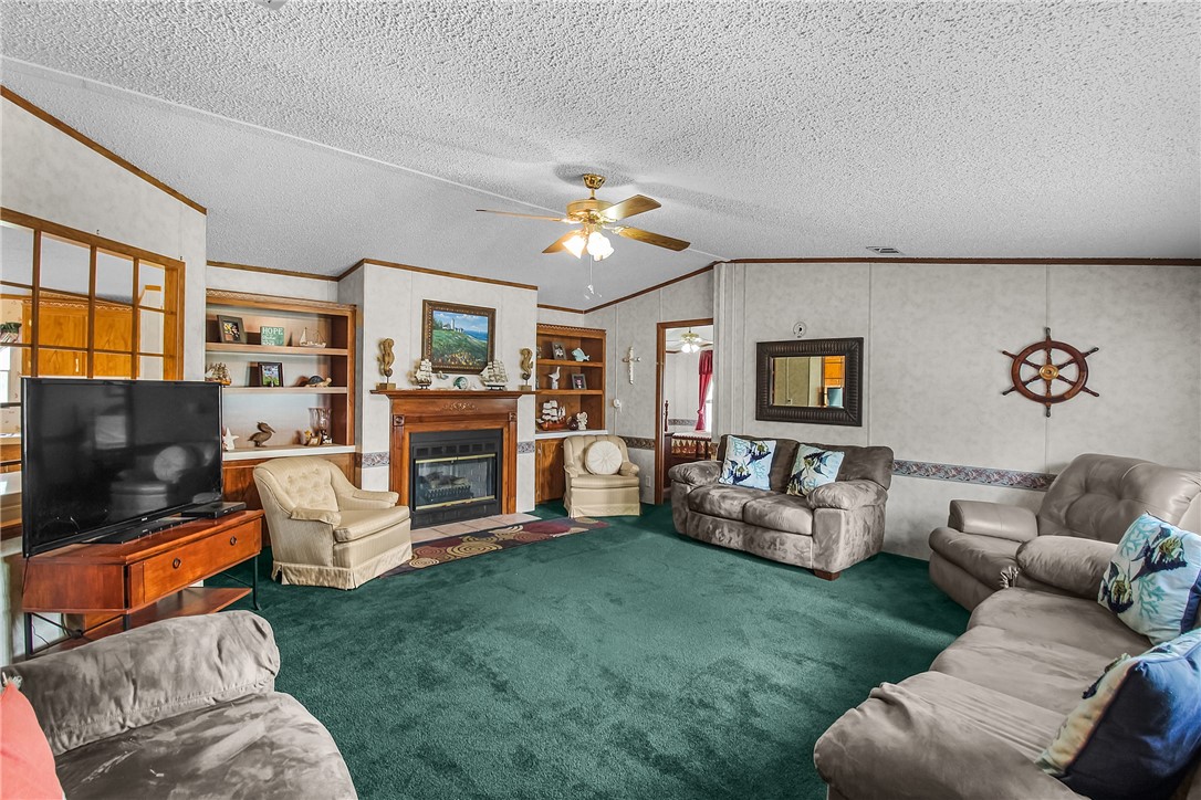 1092 Ne Polson Circle Property Photo 10