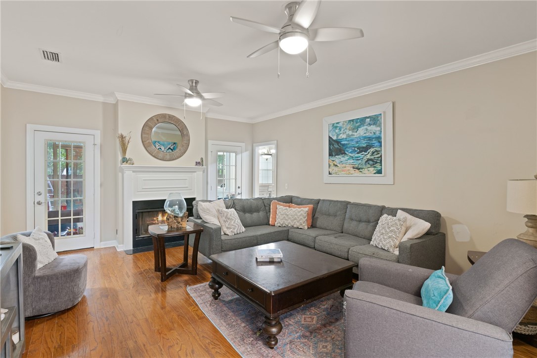 104 Ashwood Way Property Photo 4