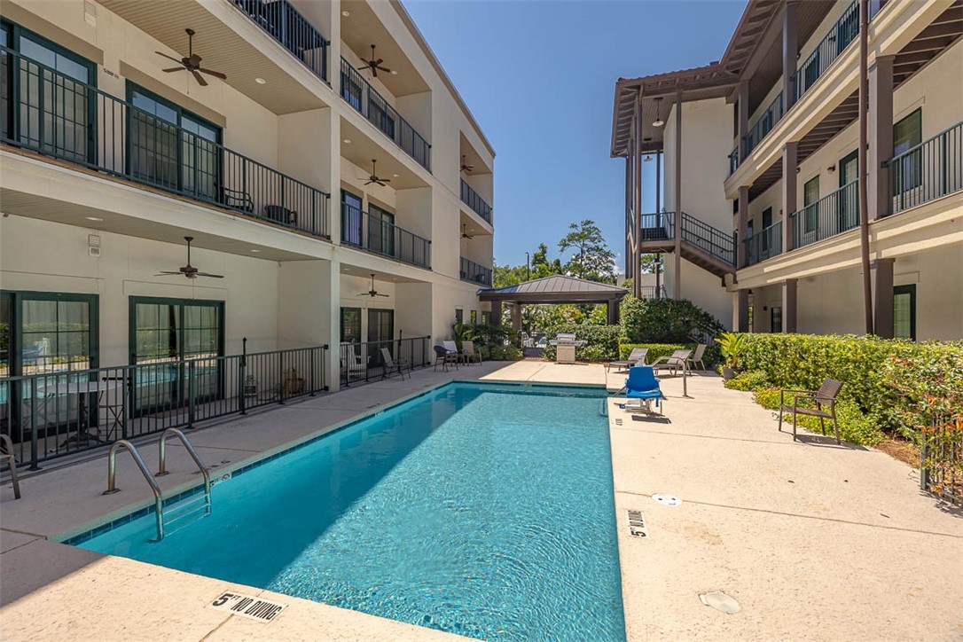 400 Ocean Blvd 2100