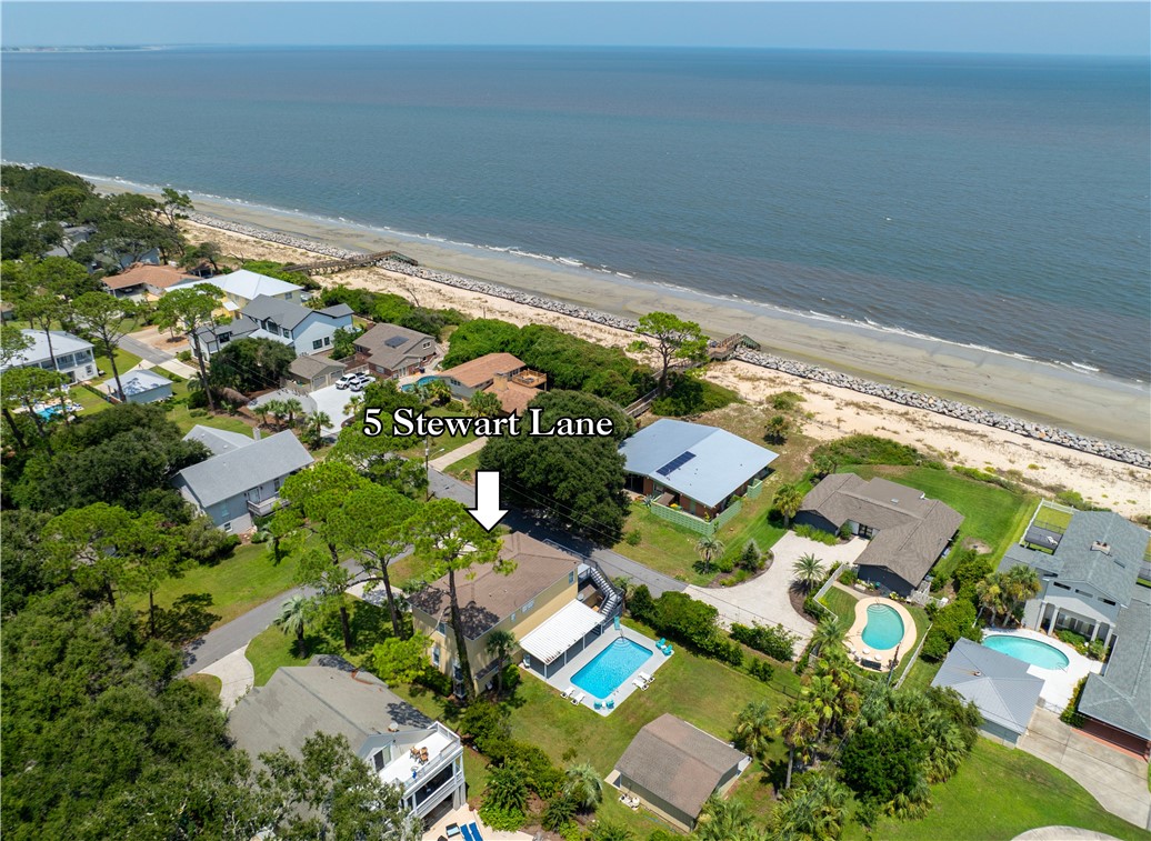 5 Stewart Lane Property Photo 1