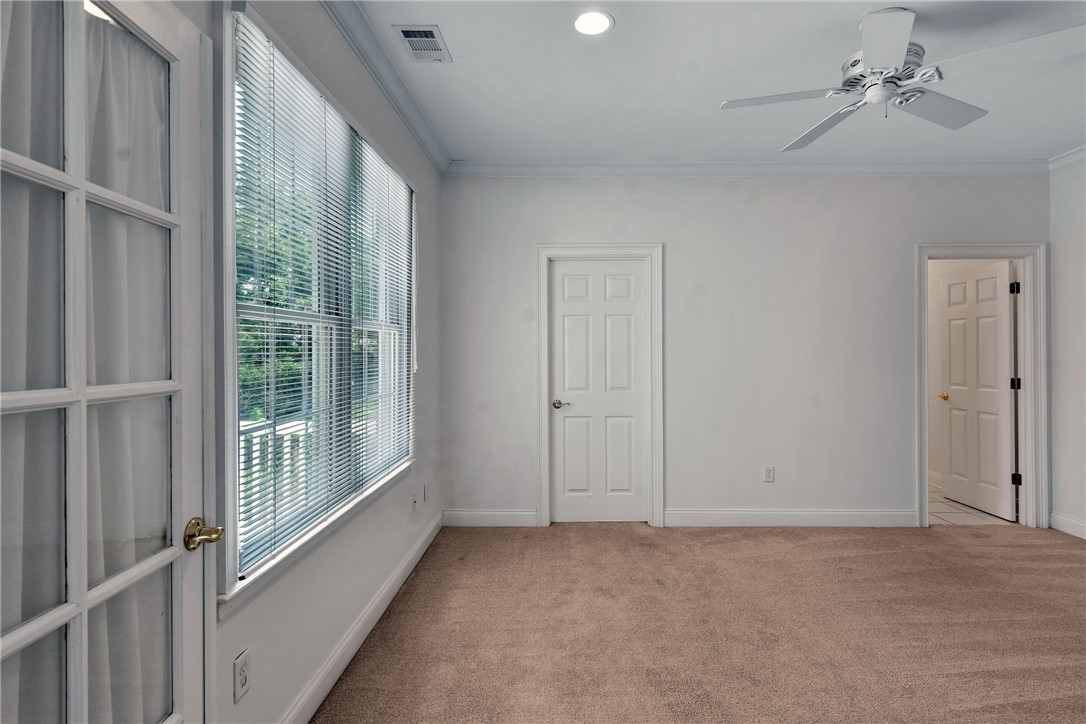 321 Lantern Walk Property Photo 6