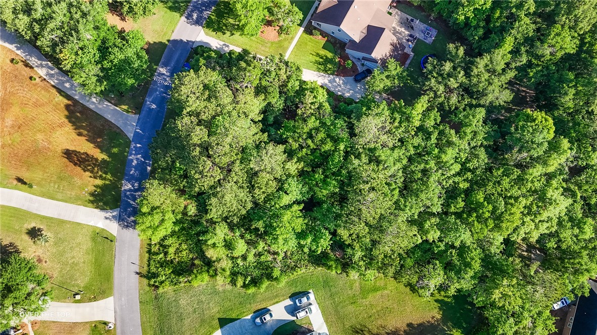 158 Drake's Landing Property Photo 8