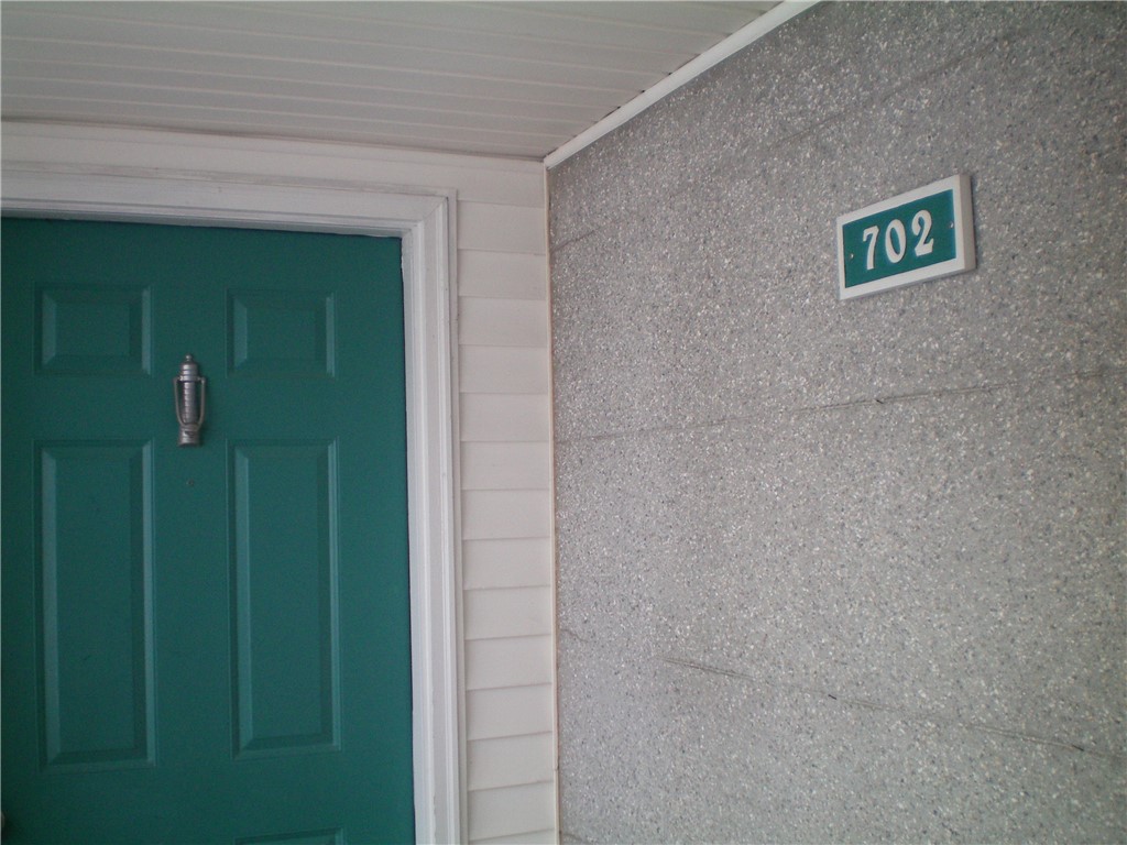 702 E Island Square Drive Property Photo 1