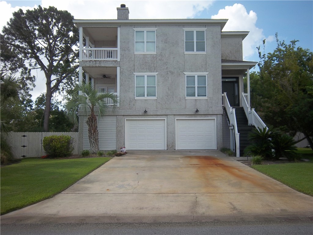100 Lanier Island Circle Property Photo 1