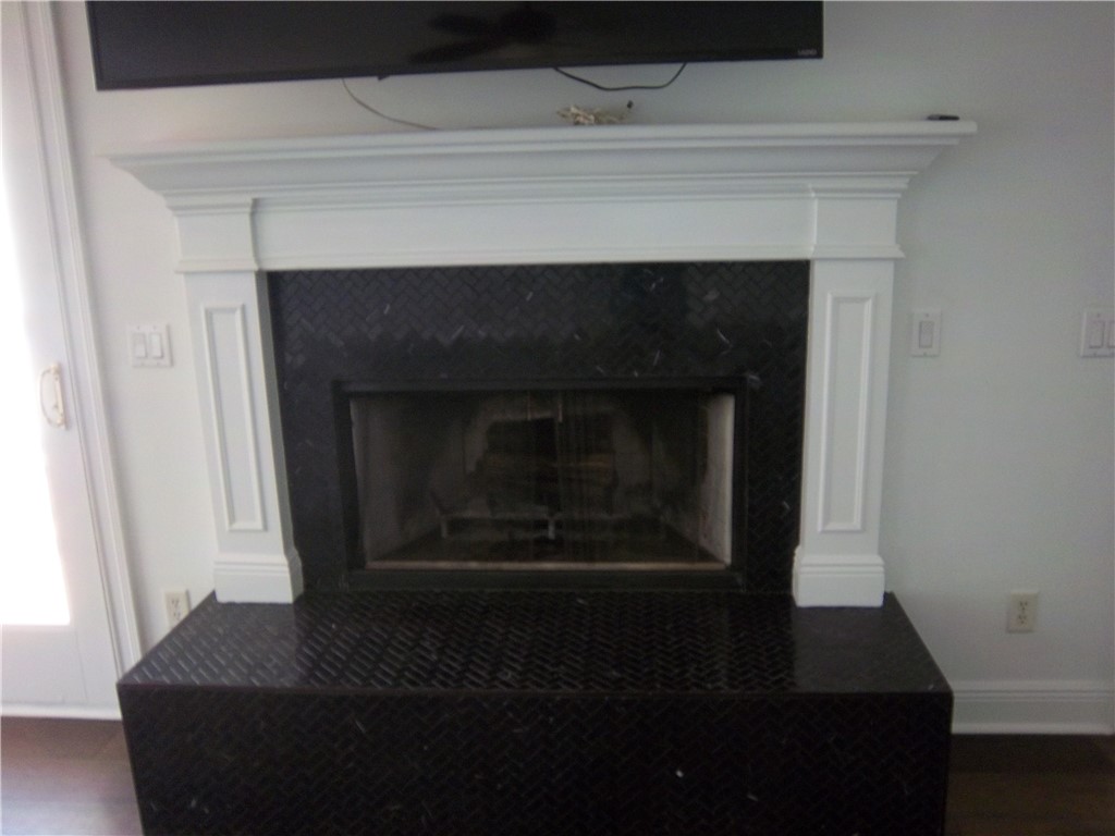 100 Lanier Island Circle Property Photo 22