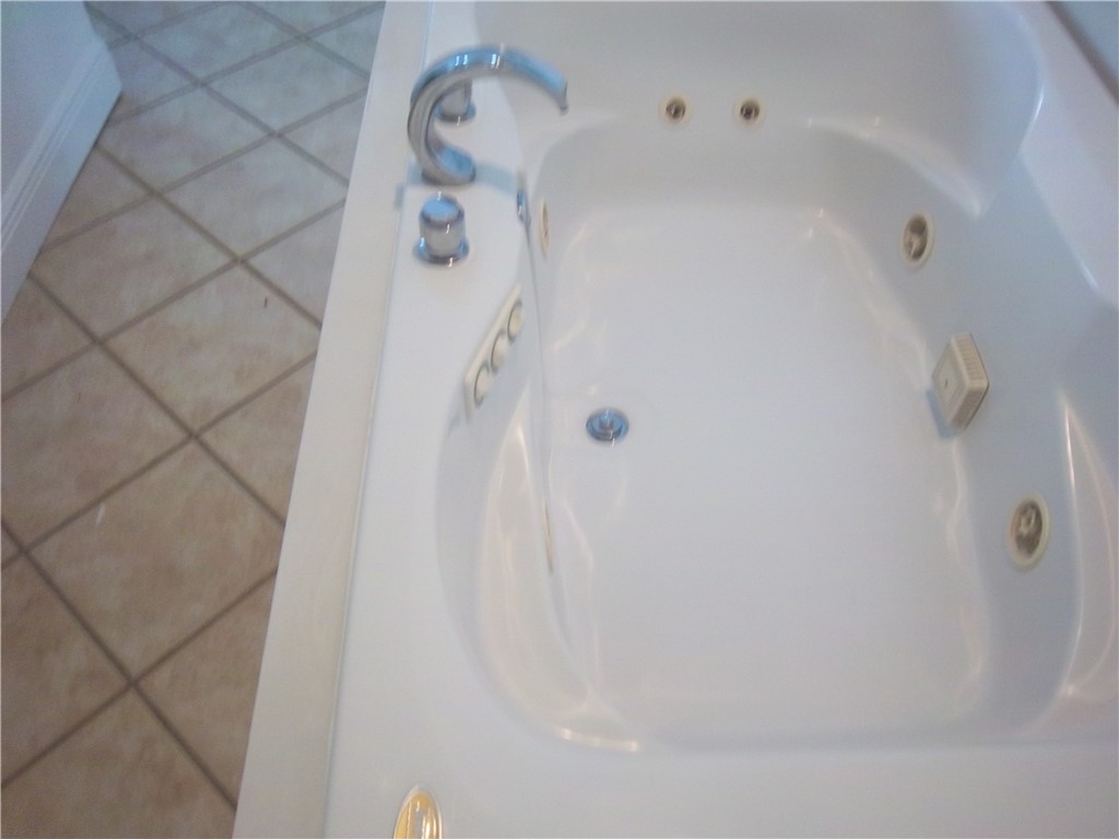 100 Lanier Island Circle Property Photo 40