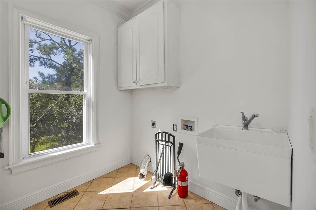 100 Lanier Island Circle Property Photo 65