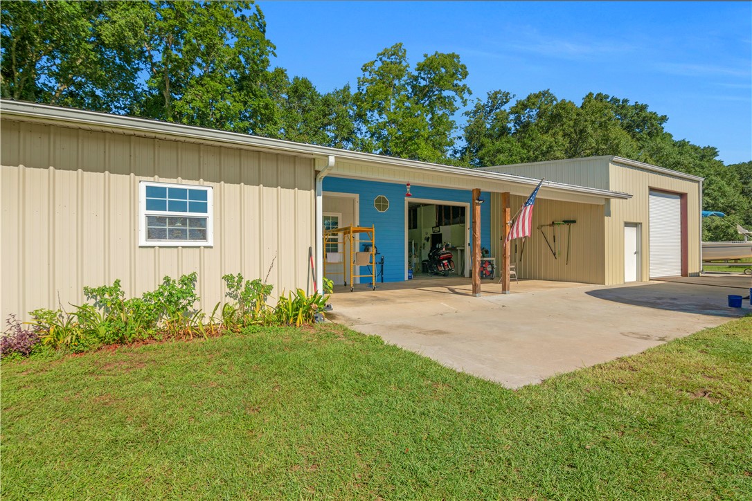 3202 Wards Church Road Property Photo 1