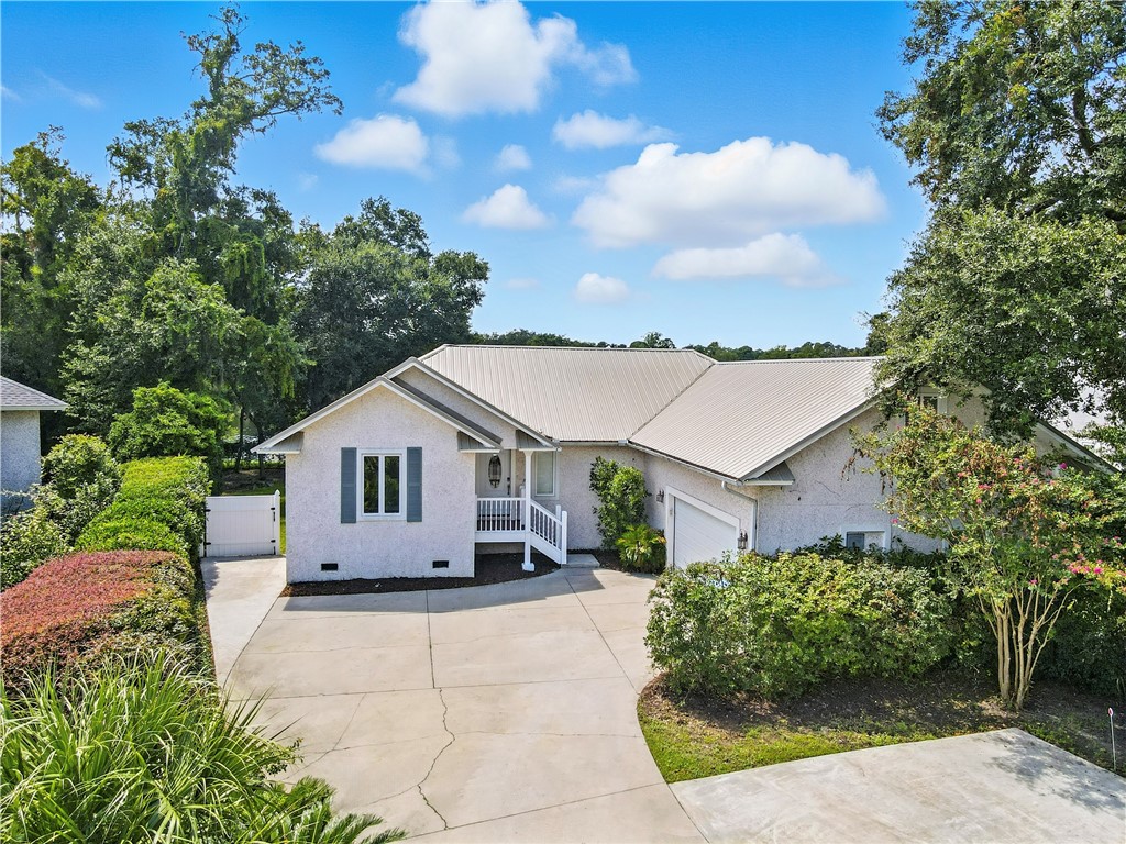 1655973 Property Photo 1
