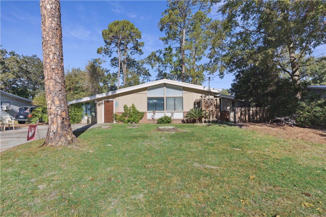 2111 Clairmont Lane Property Photo 1