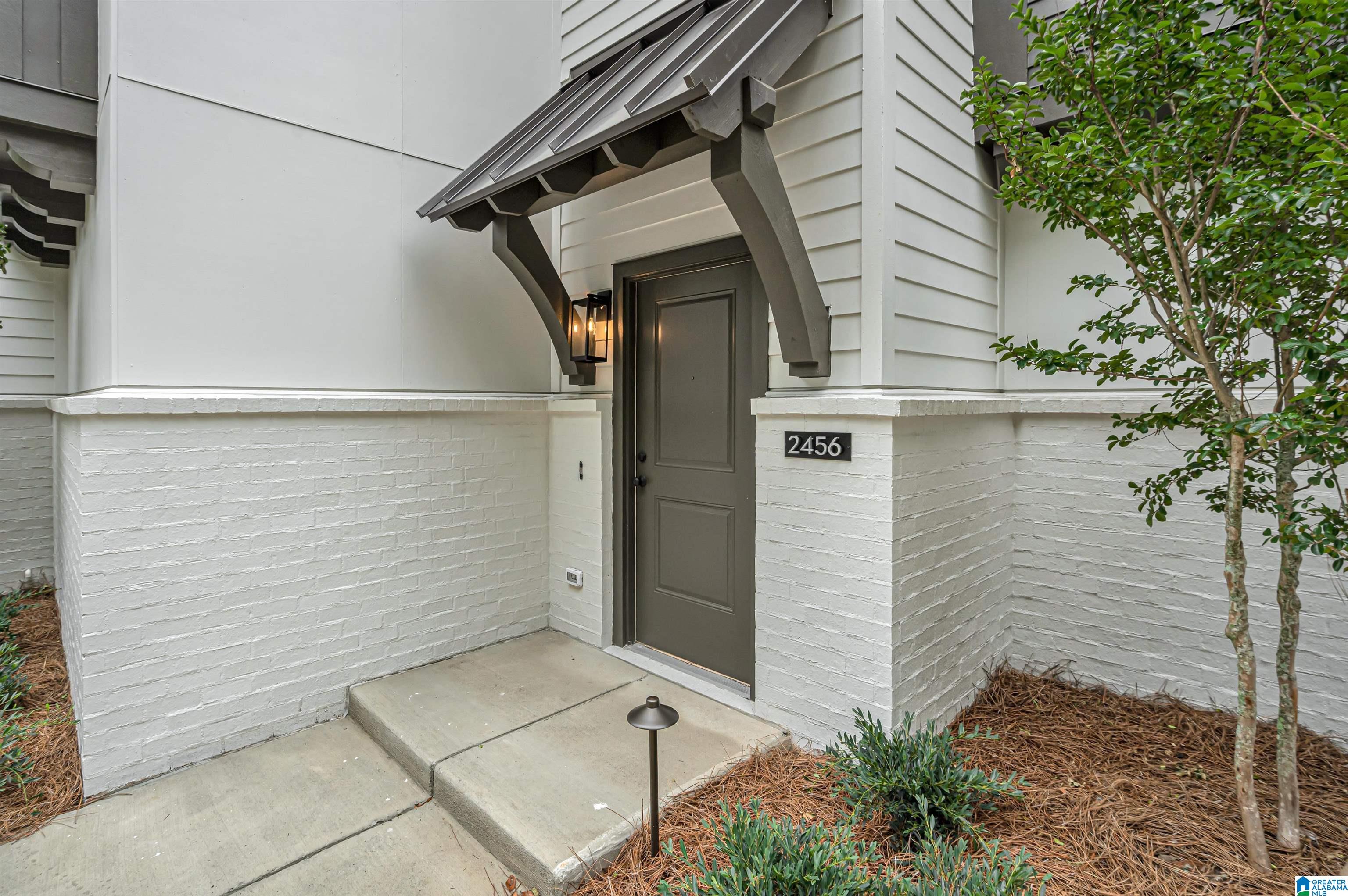 2456 18th Street Property Photo 5