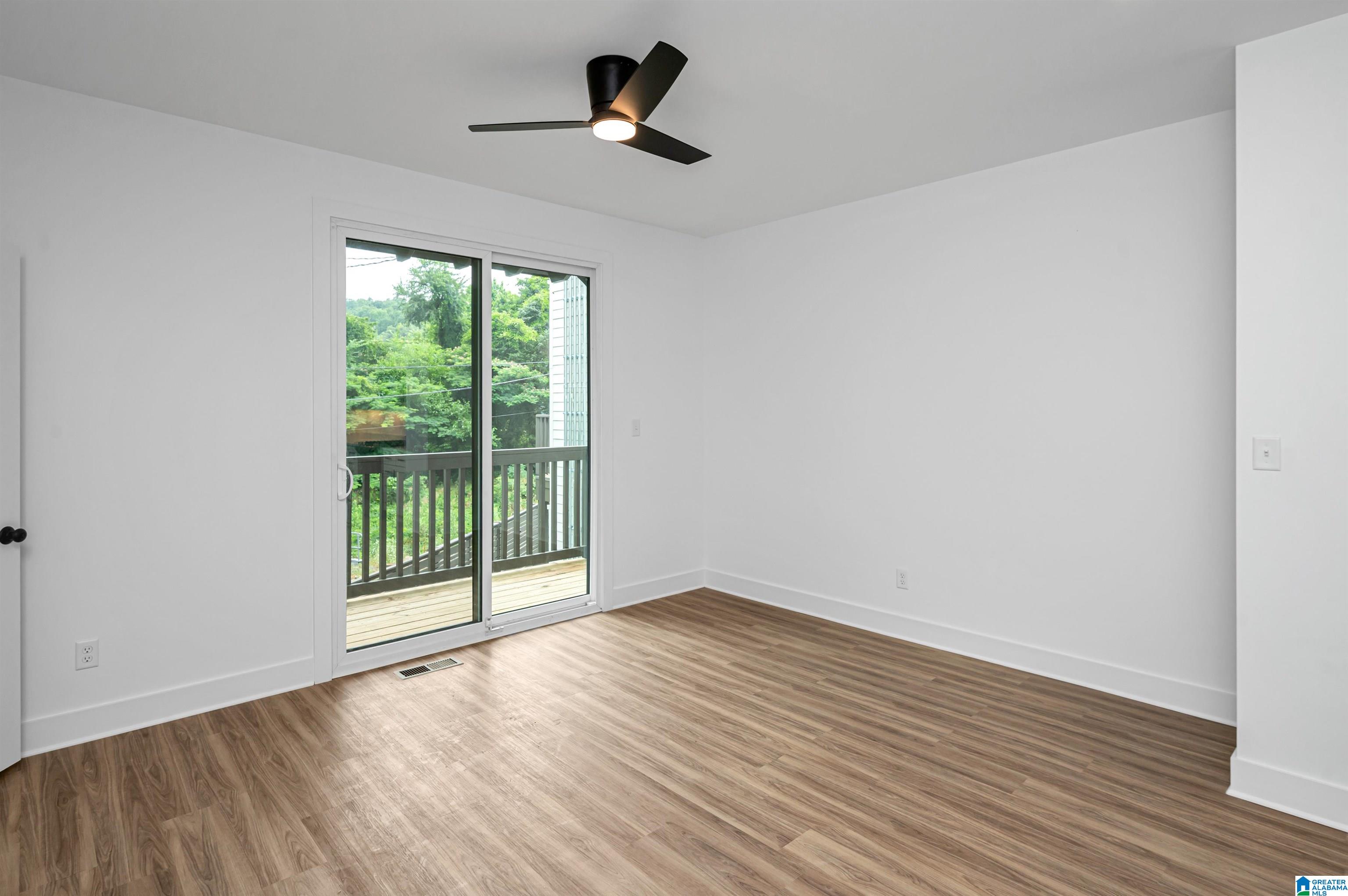 2456 18th Street Property Photo 11