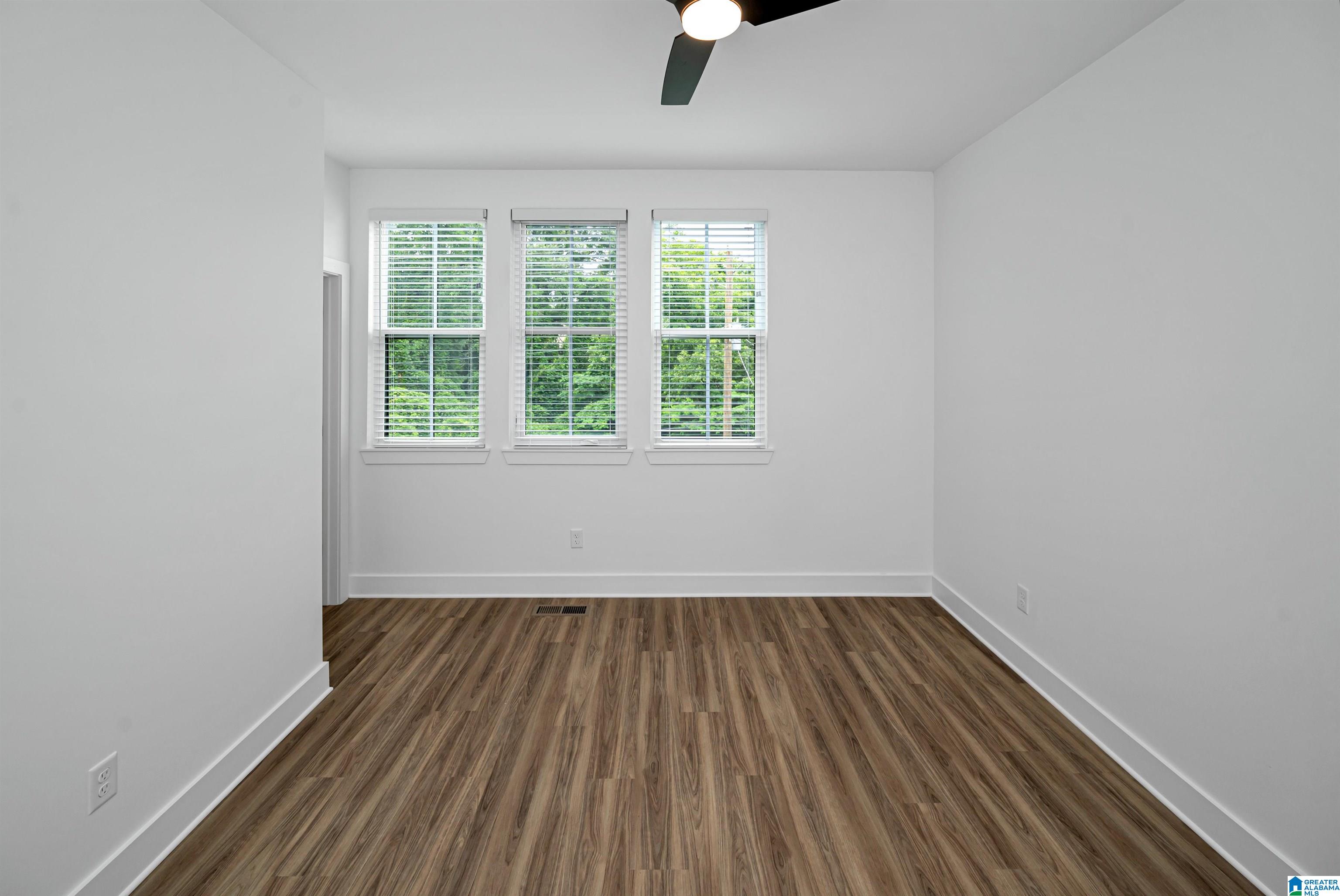 2456 18th Street Property Photo 15