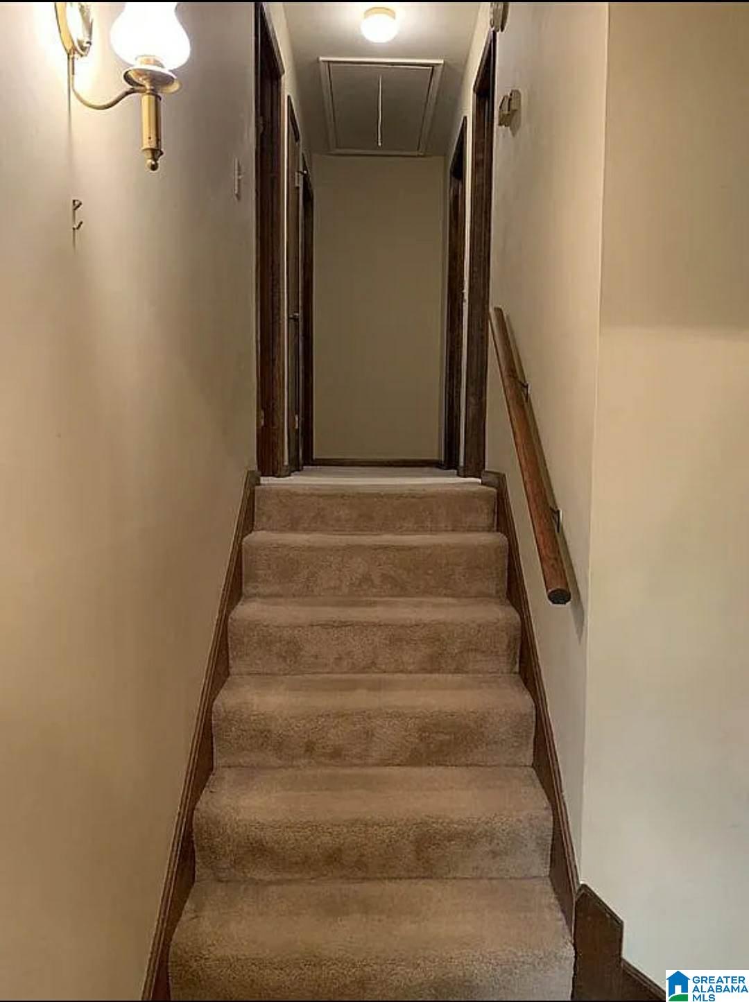 432 Elizabeth Drive Property Photo 8