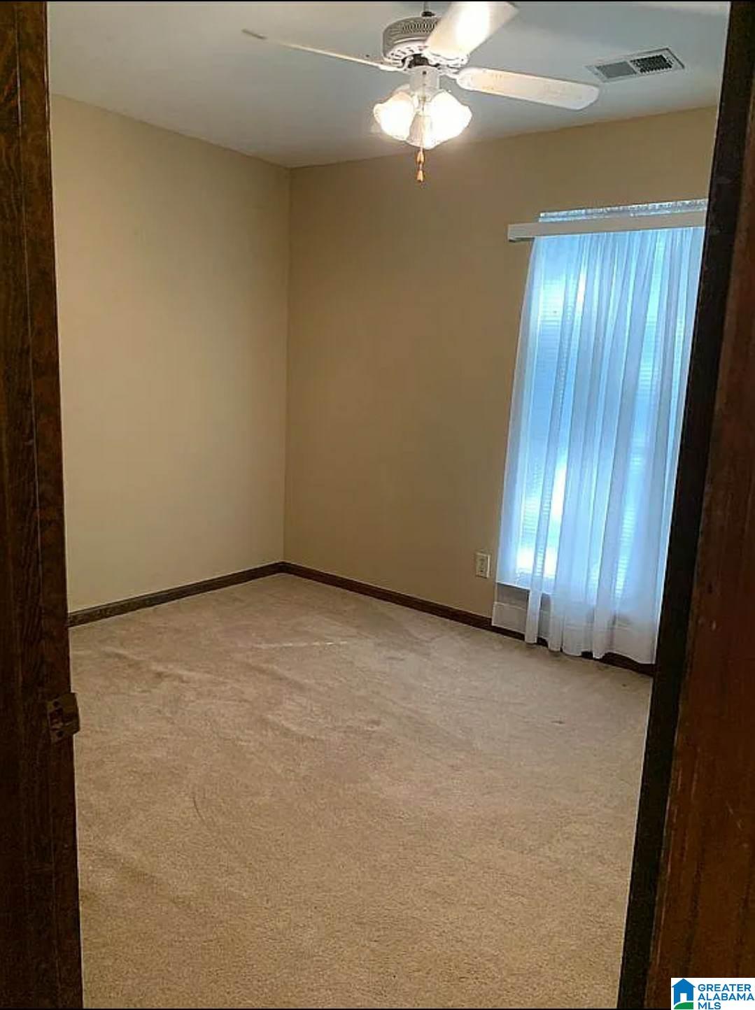 432 Elizabeth Drive Property Photo 9