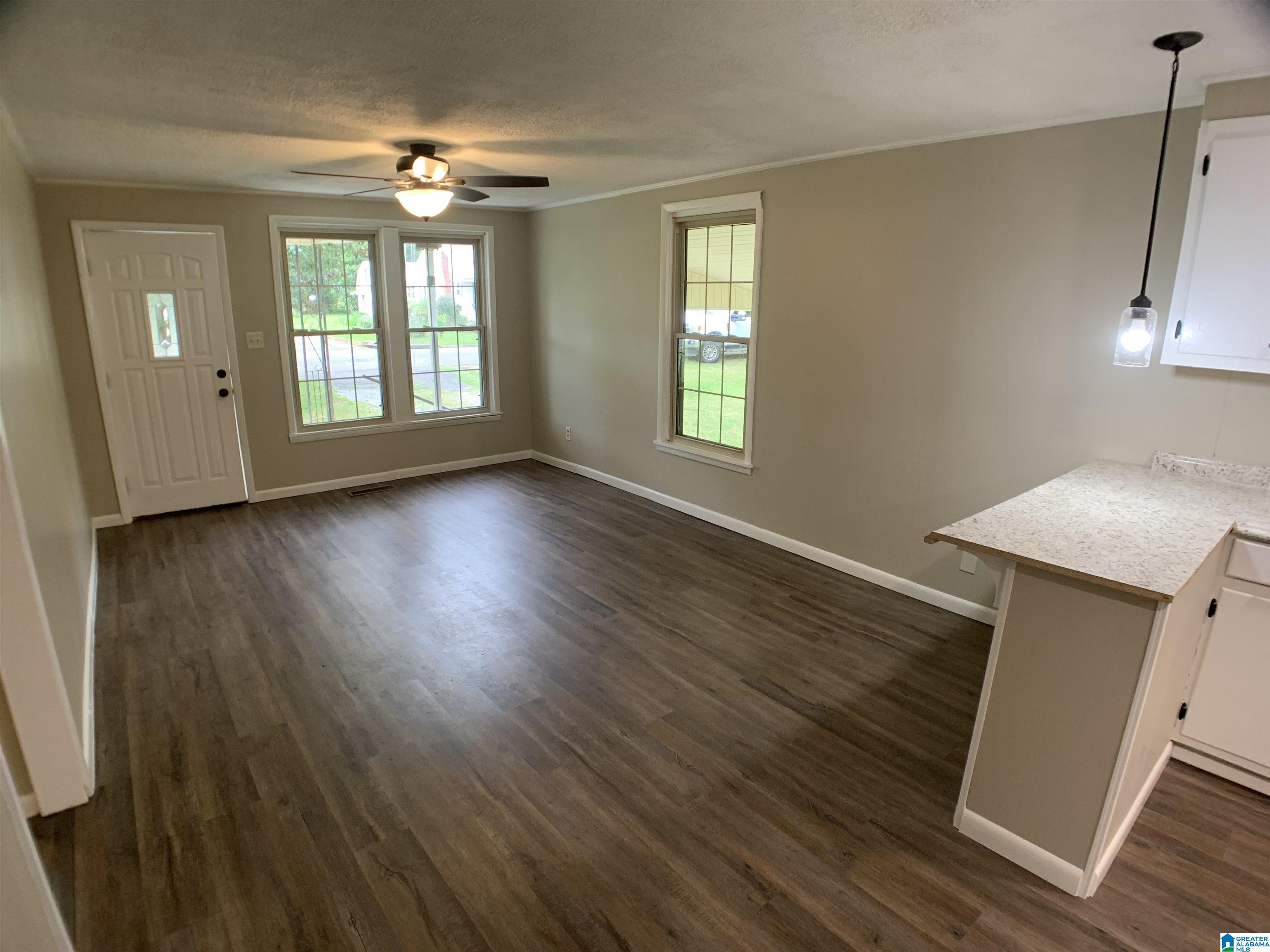 502 Hughes Street Property Photo 5