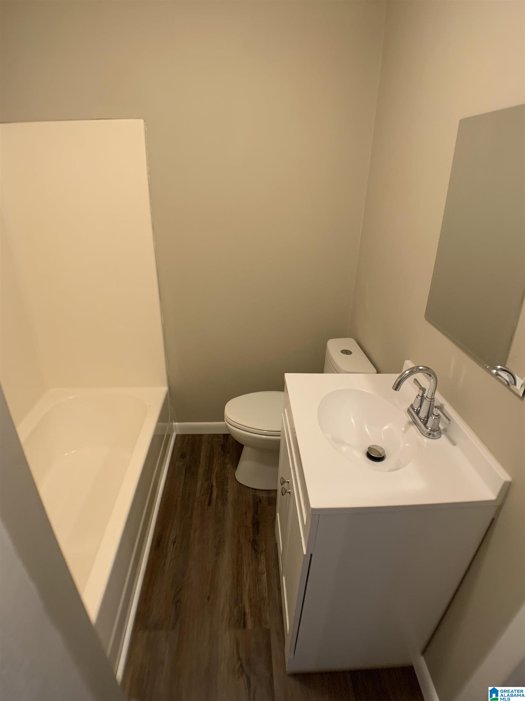 502 Hughes Street Property Photo 17