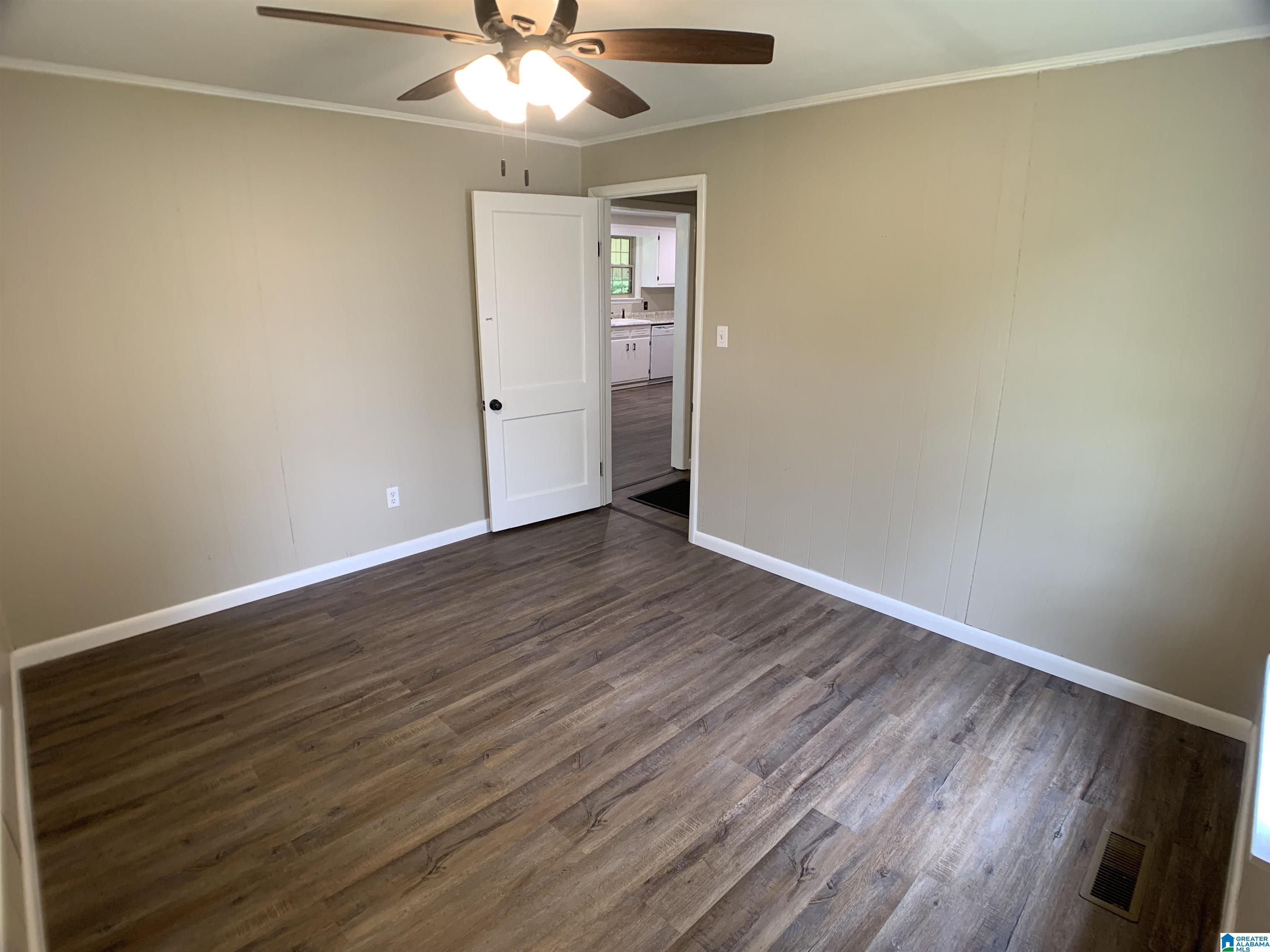 502 Hughes Street Property Photo 20