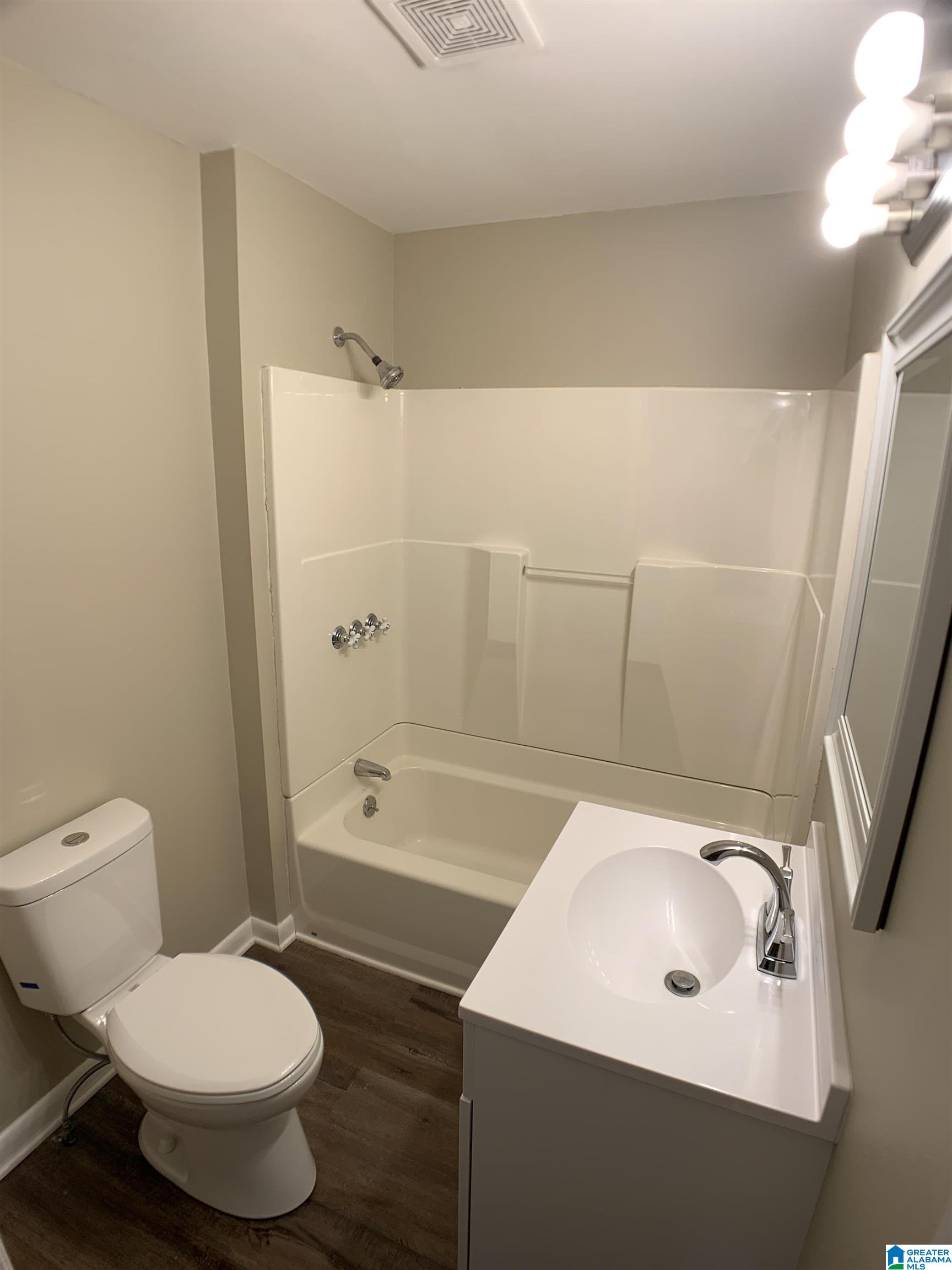 502 Hughes Street Property Photo 22