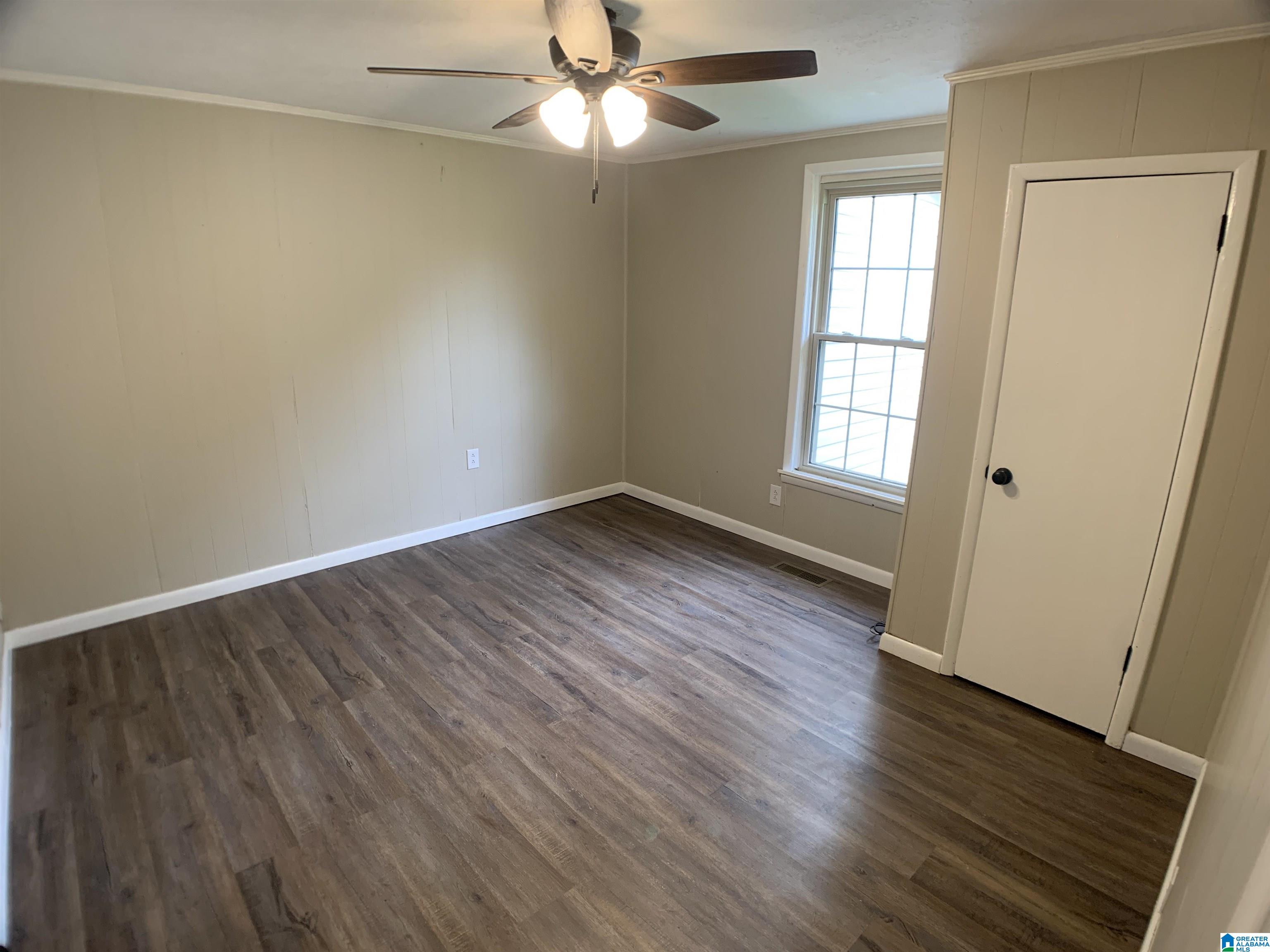502 Hughes Street Property Photo 23