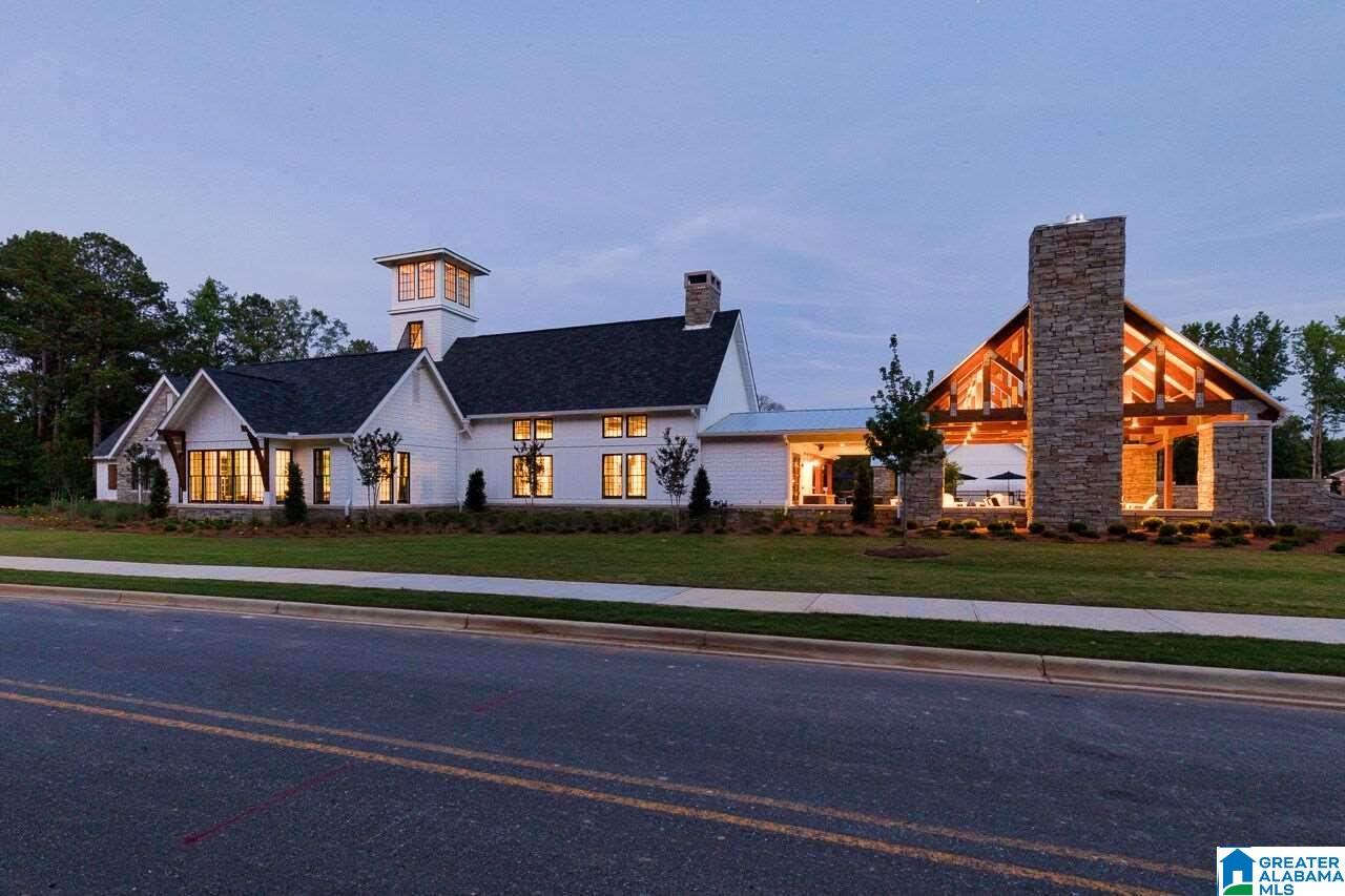 *** *** *** *** Property Photo 4