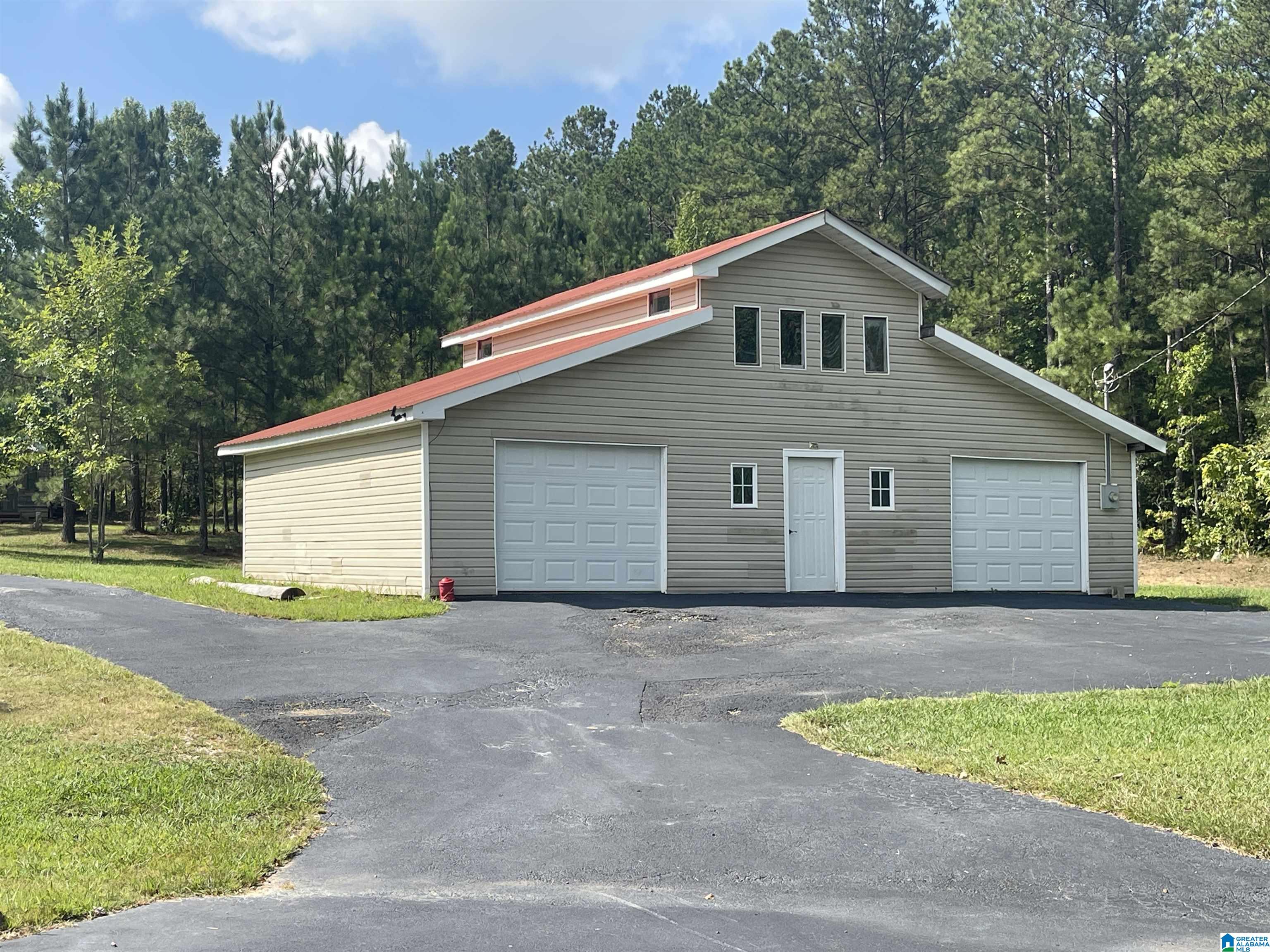 3304 Possum Trot Road Property Photo 1