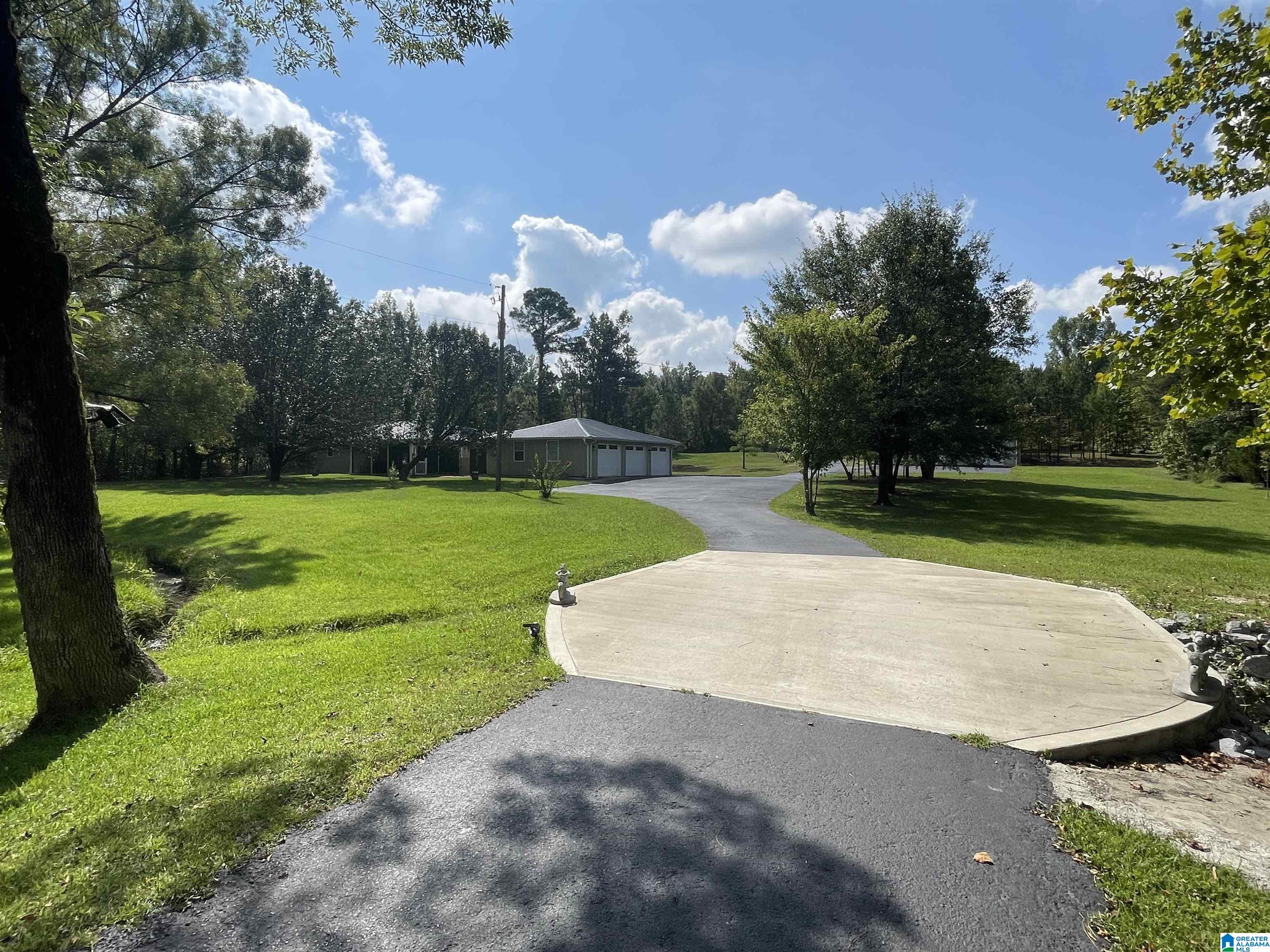3304 Possum Trot Road Property Photo 2