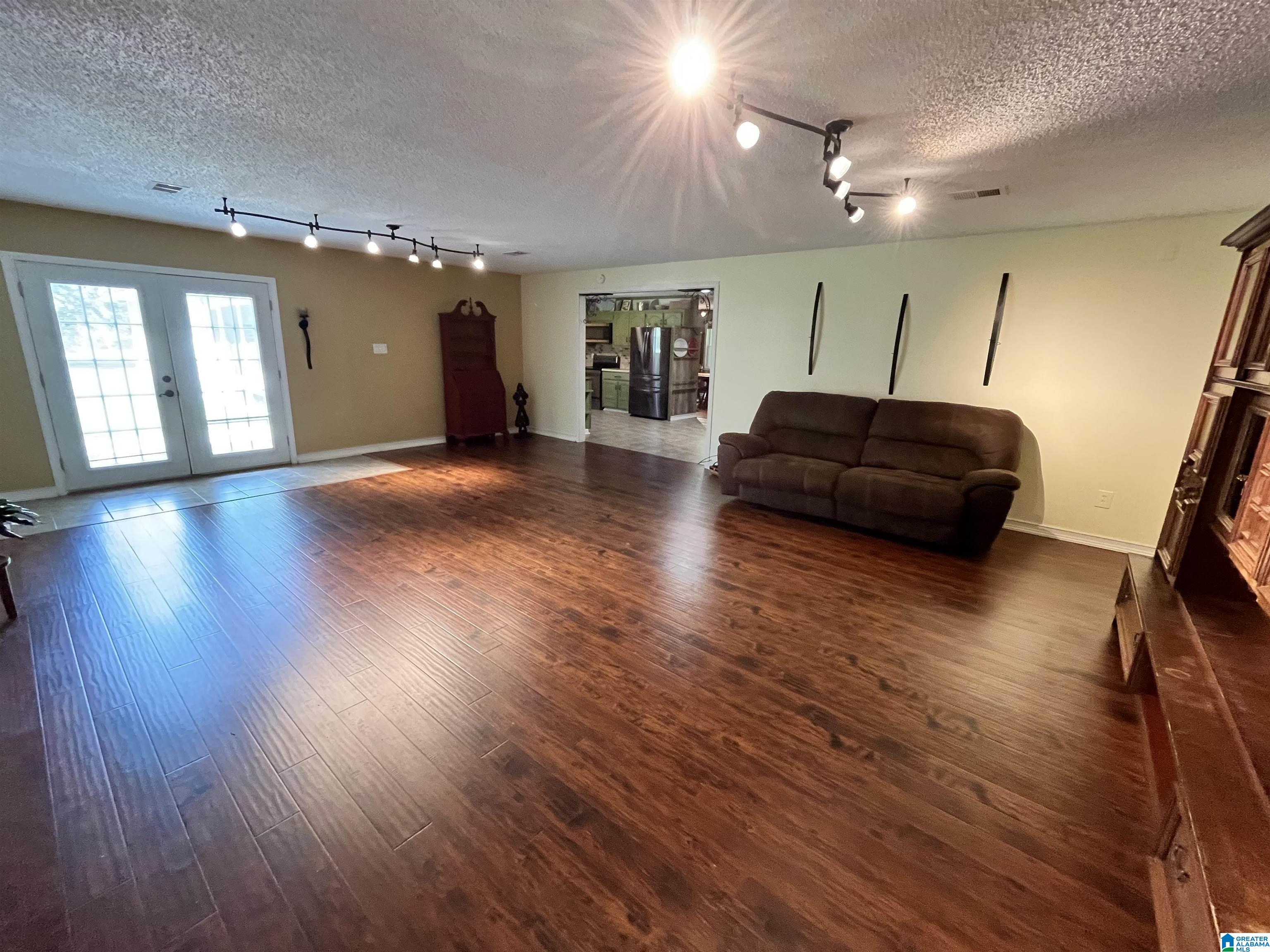 3304 Possum Trot Road Property Photo 5