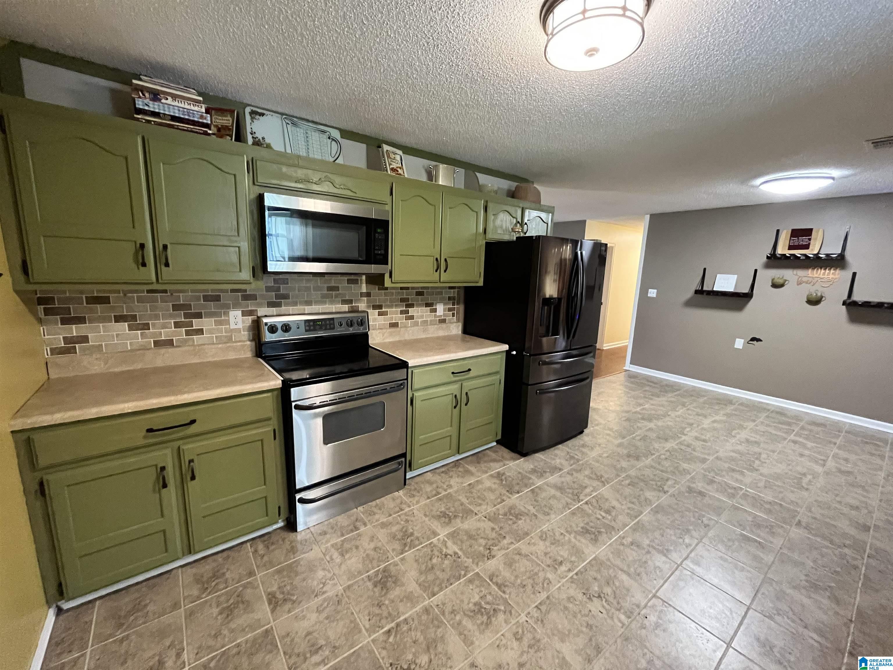 3304 Possum Trot Road Property Photo 10