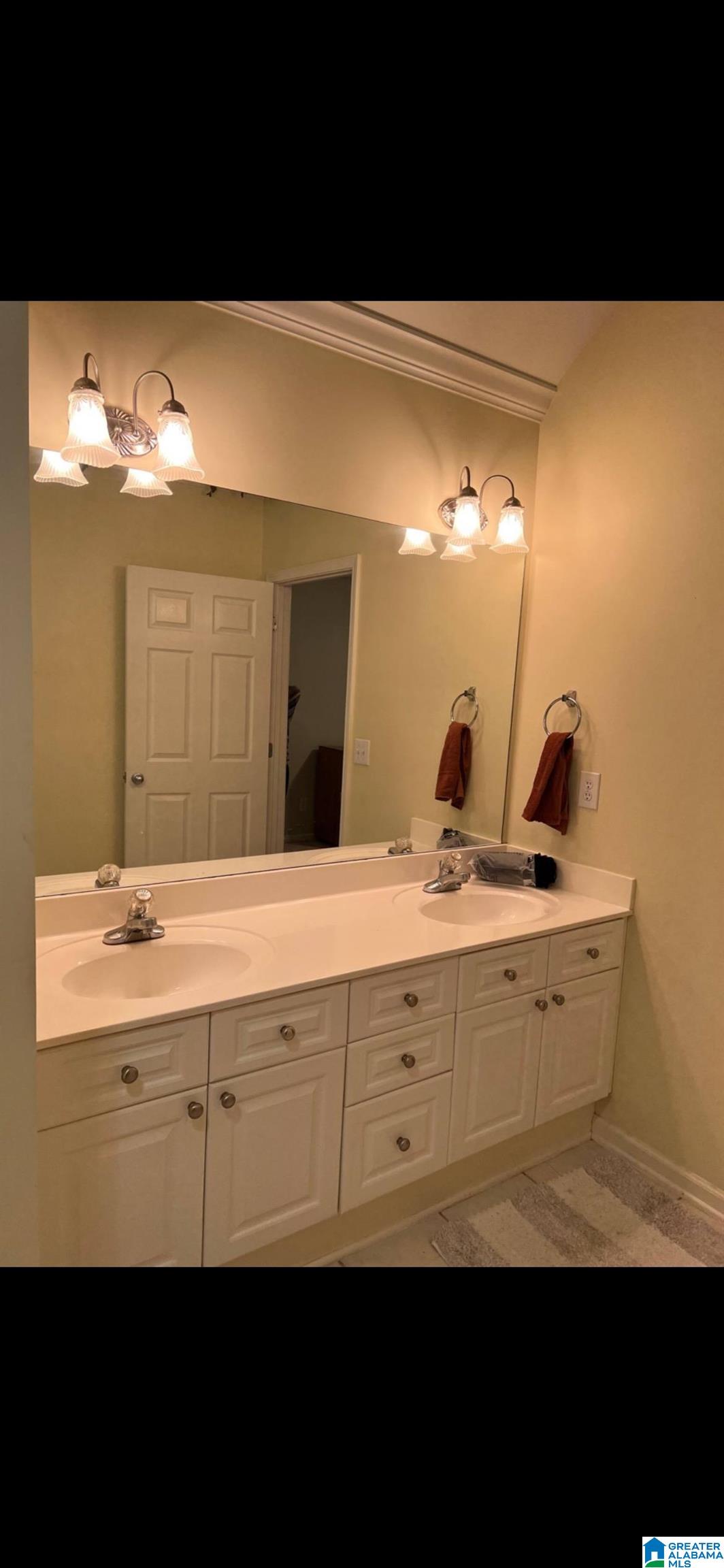 153 Hayesbury Court Property Photo 11