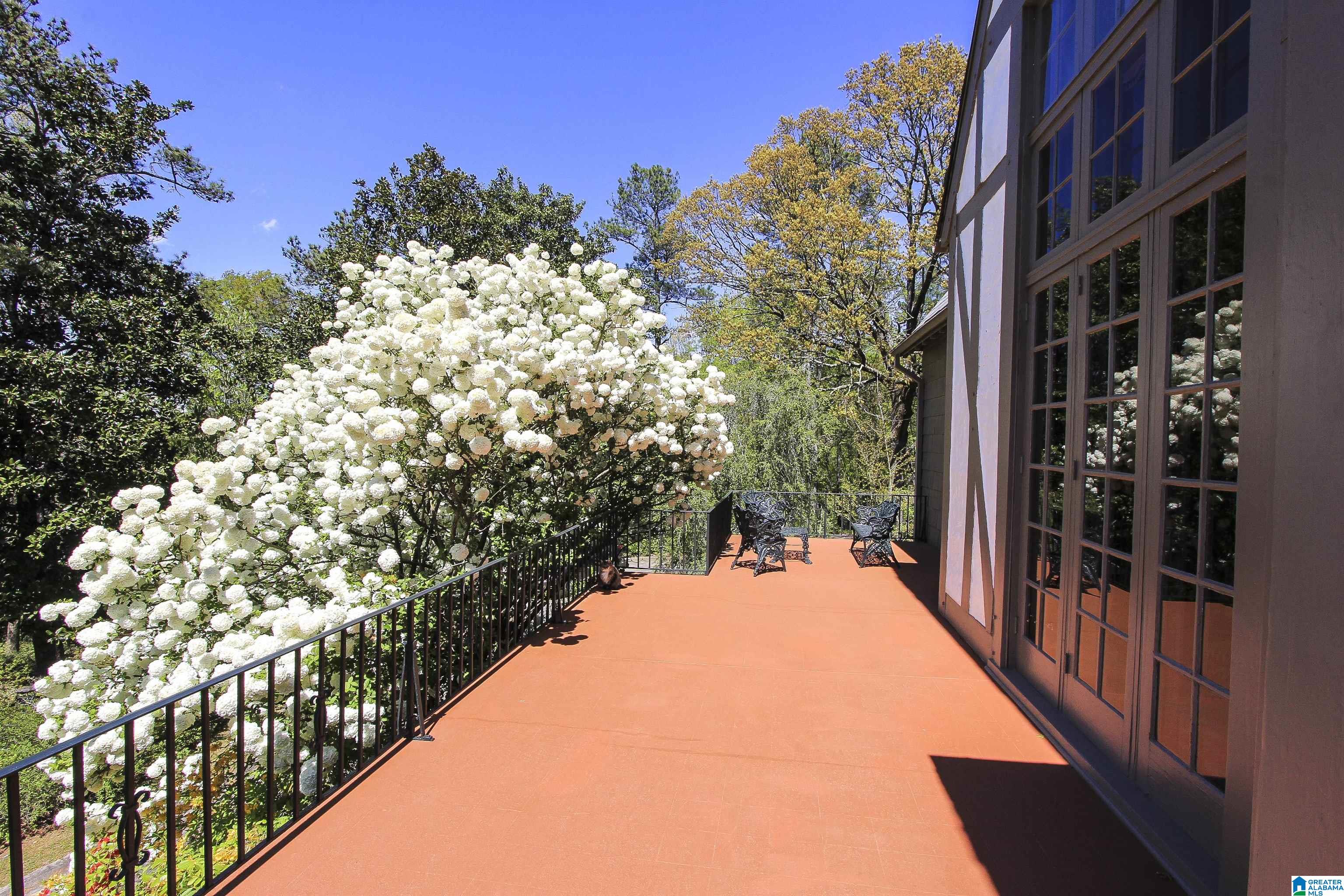 33 Sunset Drive Property Photo 10