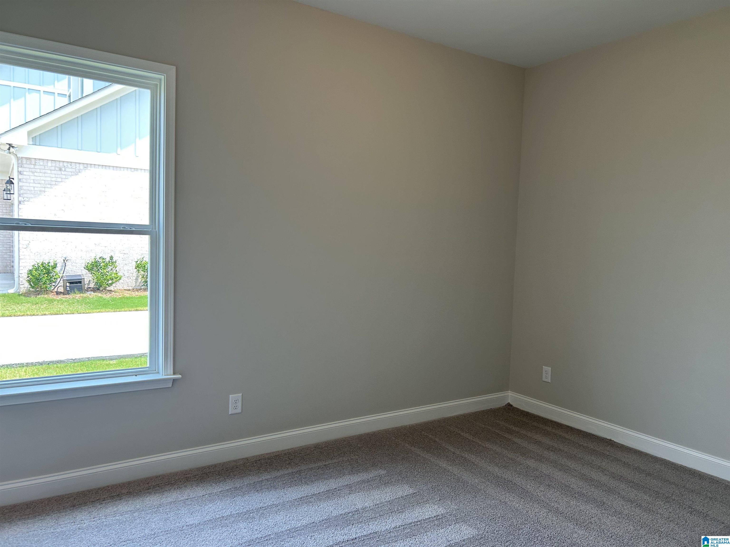 493 Ramsgate Drive Property Photo 9