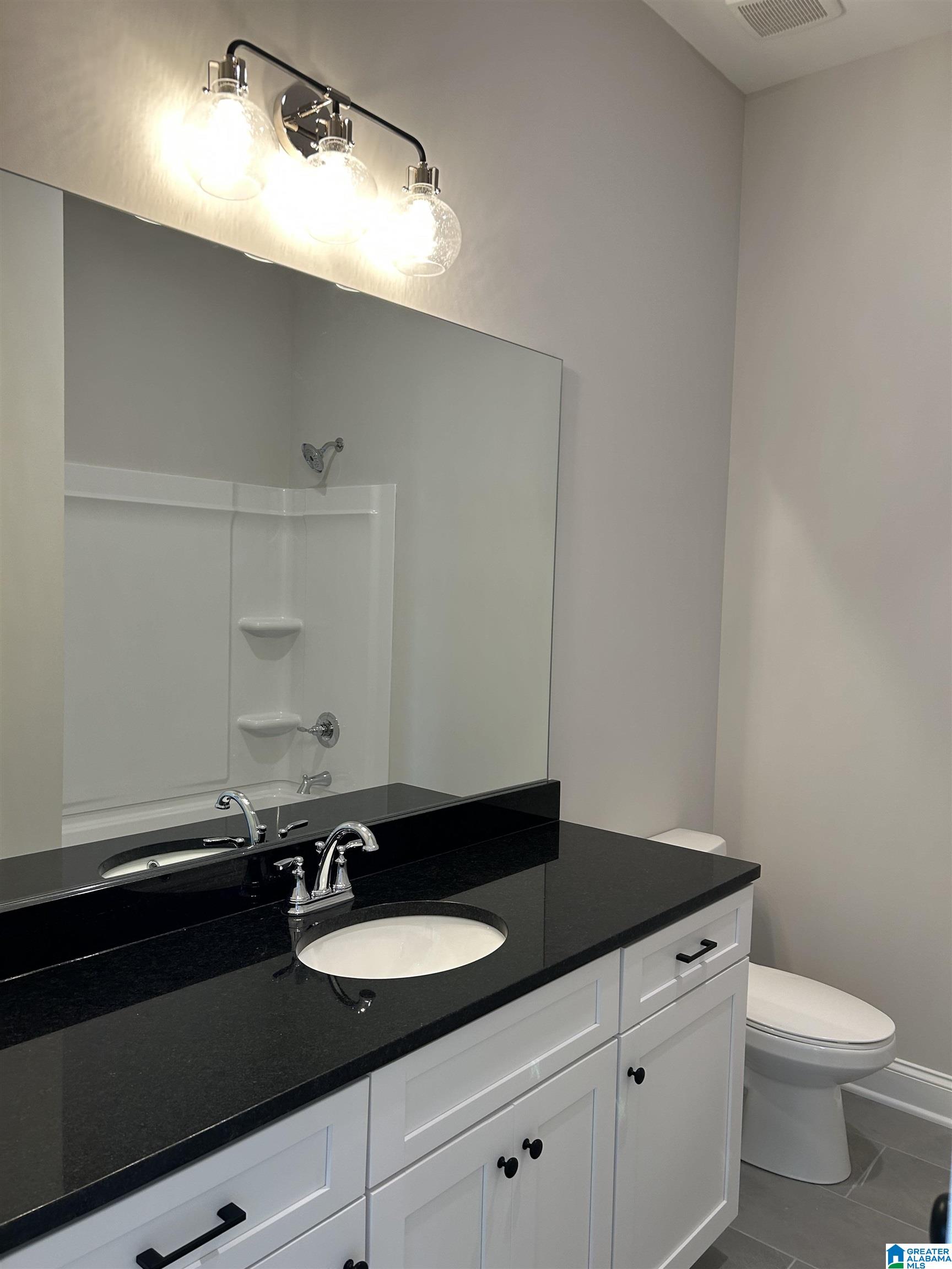 493 Ramsgate Drive Property Photo 10