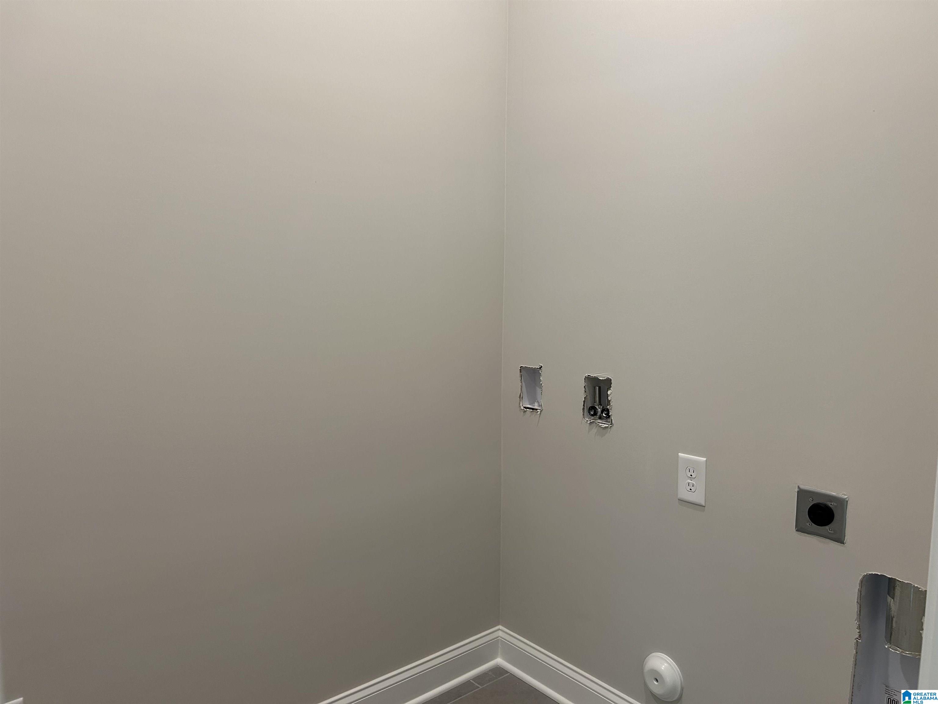 493 Ramsgate Drive Property Photo 11