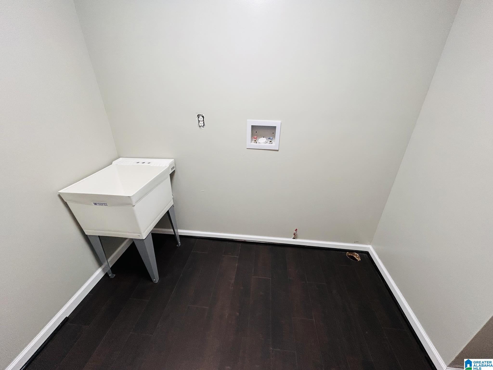 11012 New Liberty Road Property Photo 12