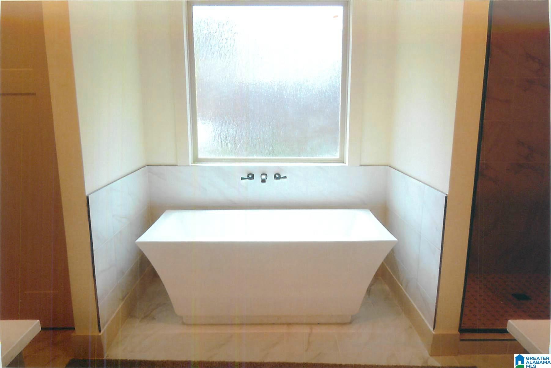 90 Highland View Drive Property Photo 12