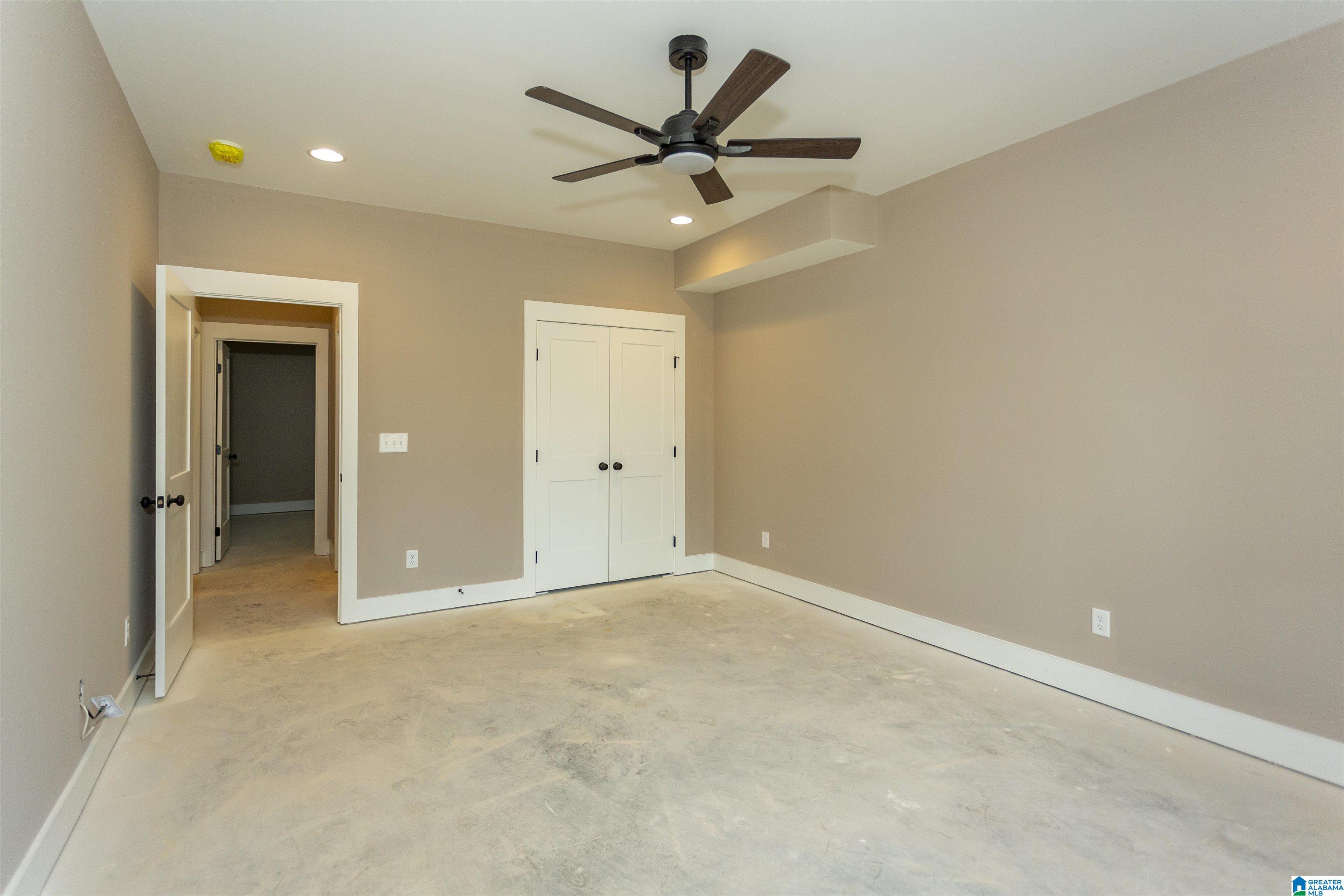585 White Tail Run Property Photo 30