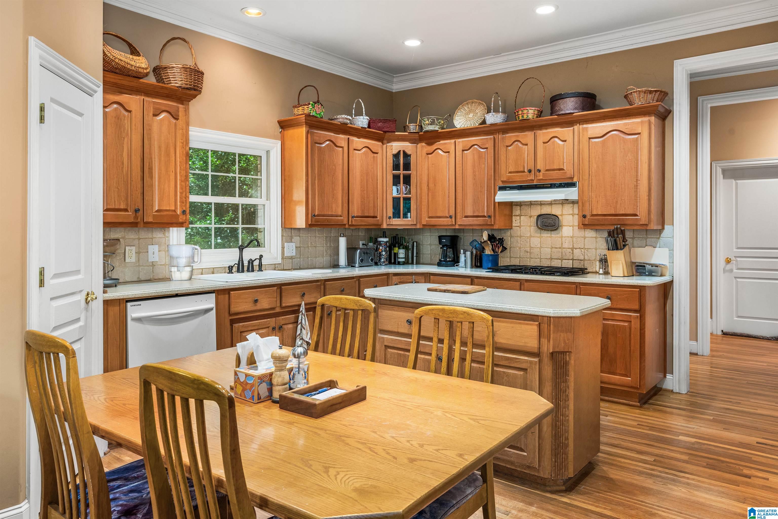 136 Spring Road Property Photo 12