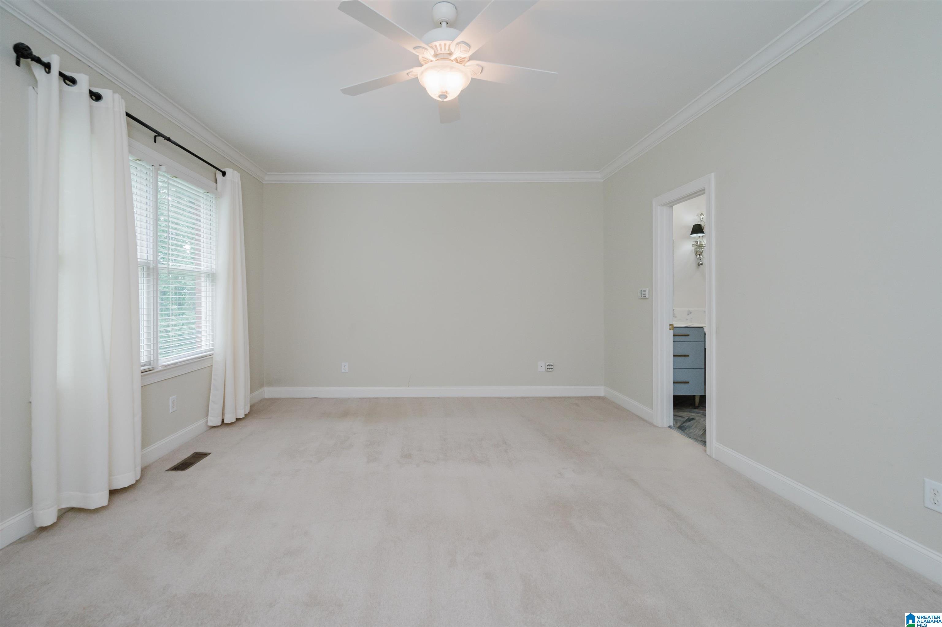 917 Linkside Way Property Photo 7