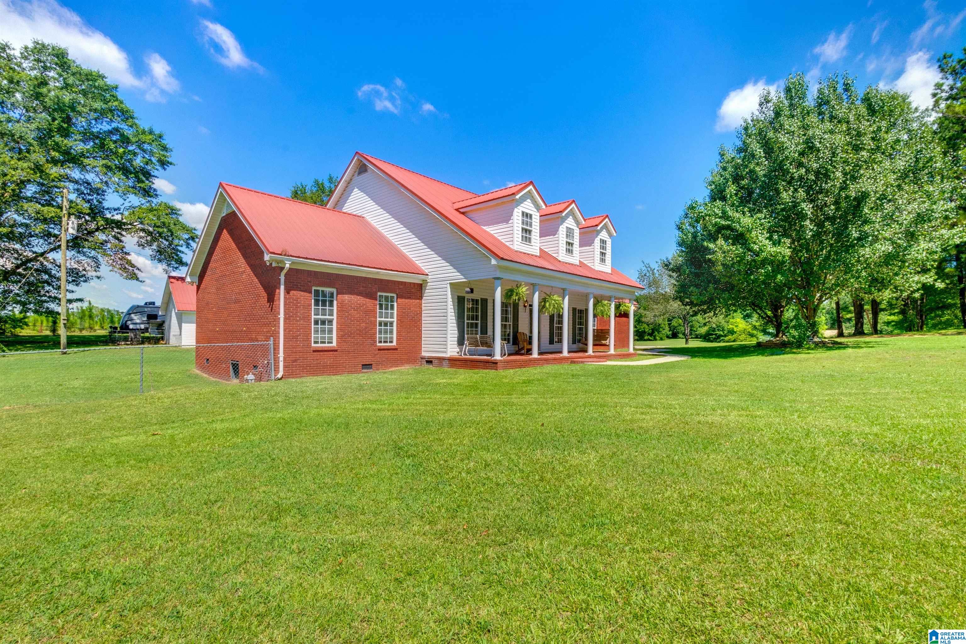 1495 Us Highway 31 Property Photo 1
